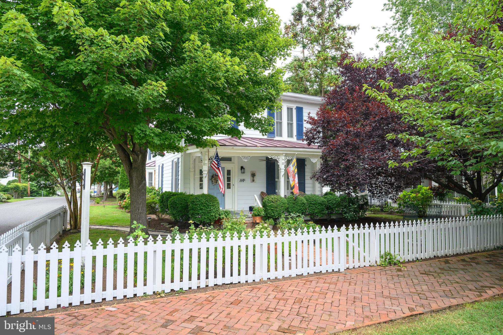 OXFORD - Commercial Sale