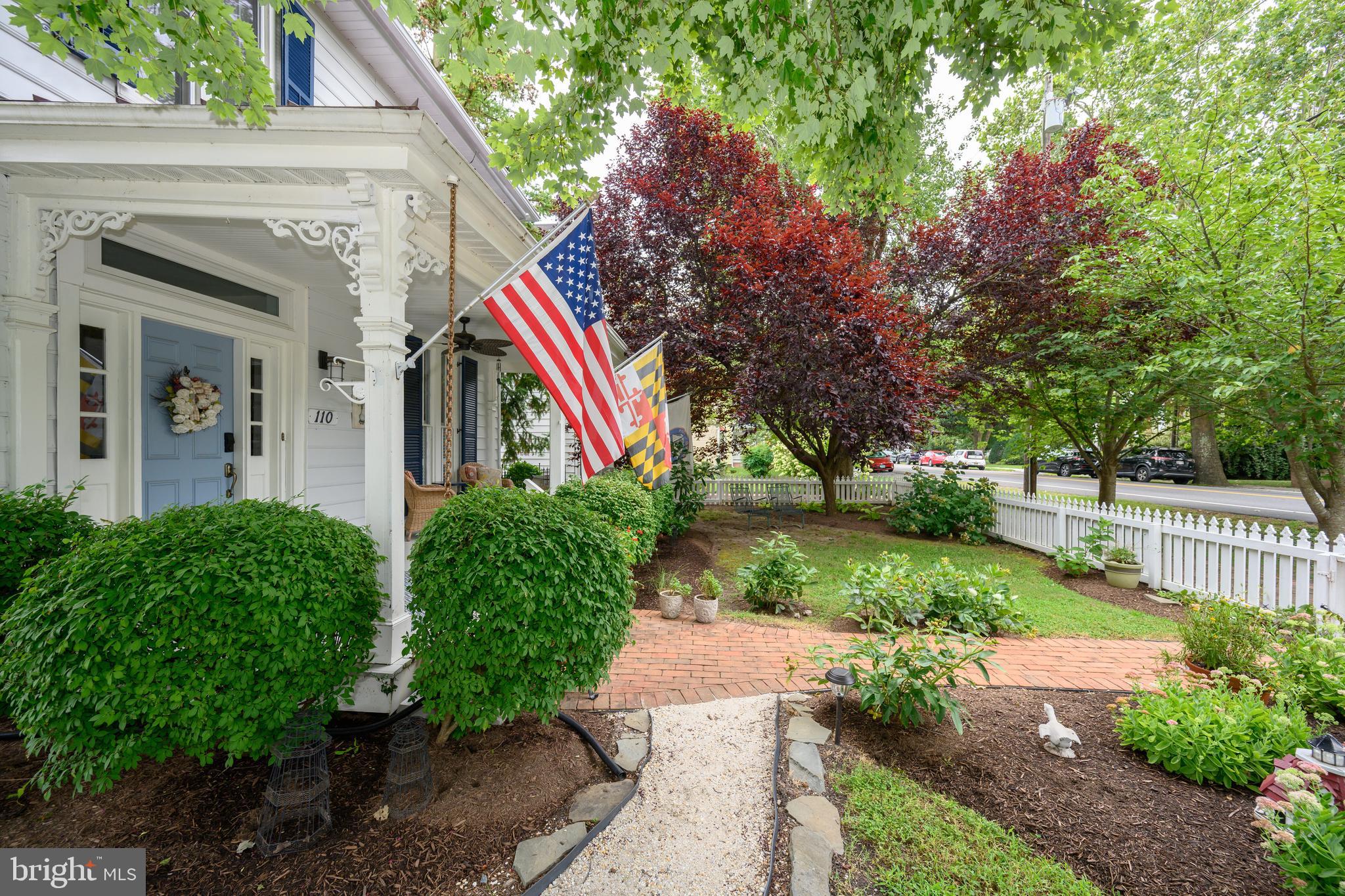 OXFORD - Commercial Sale