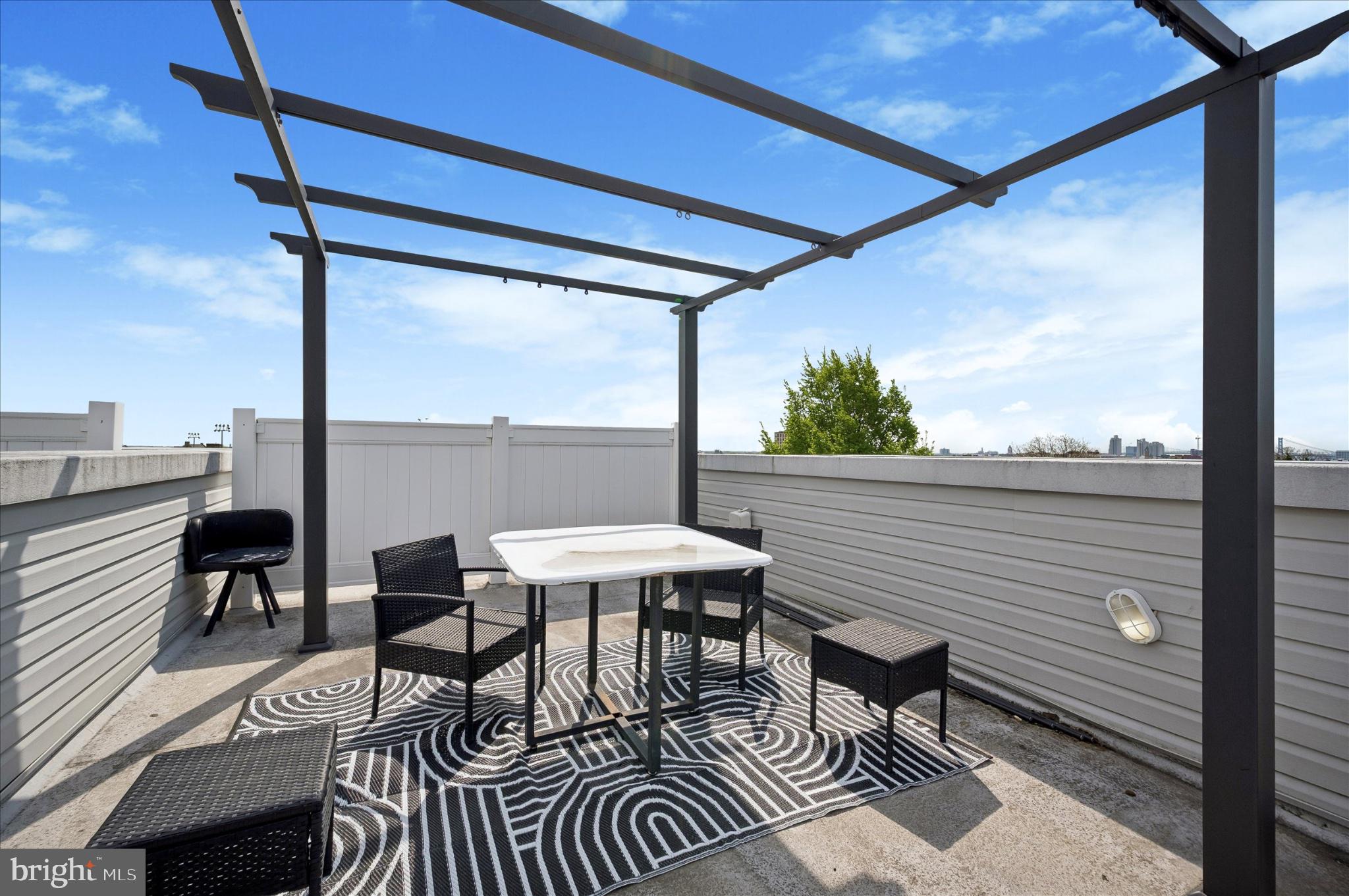 WEST KENSINGTON - Residential