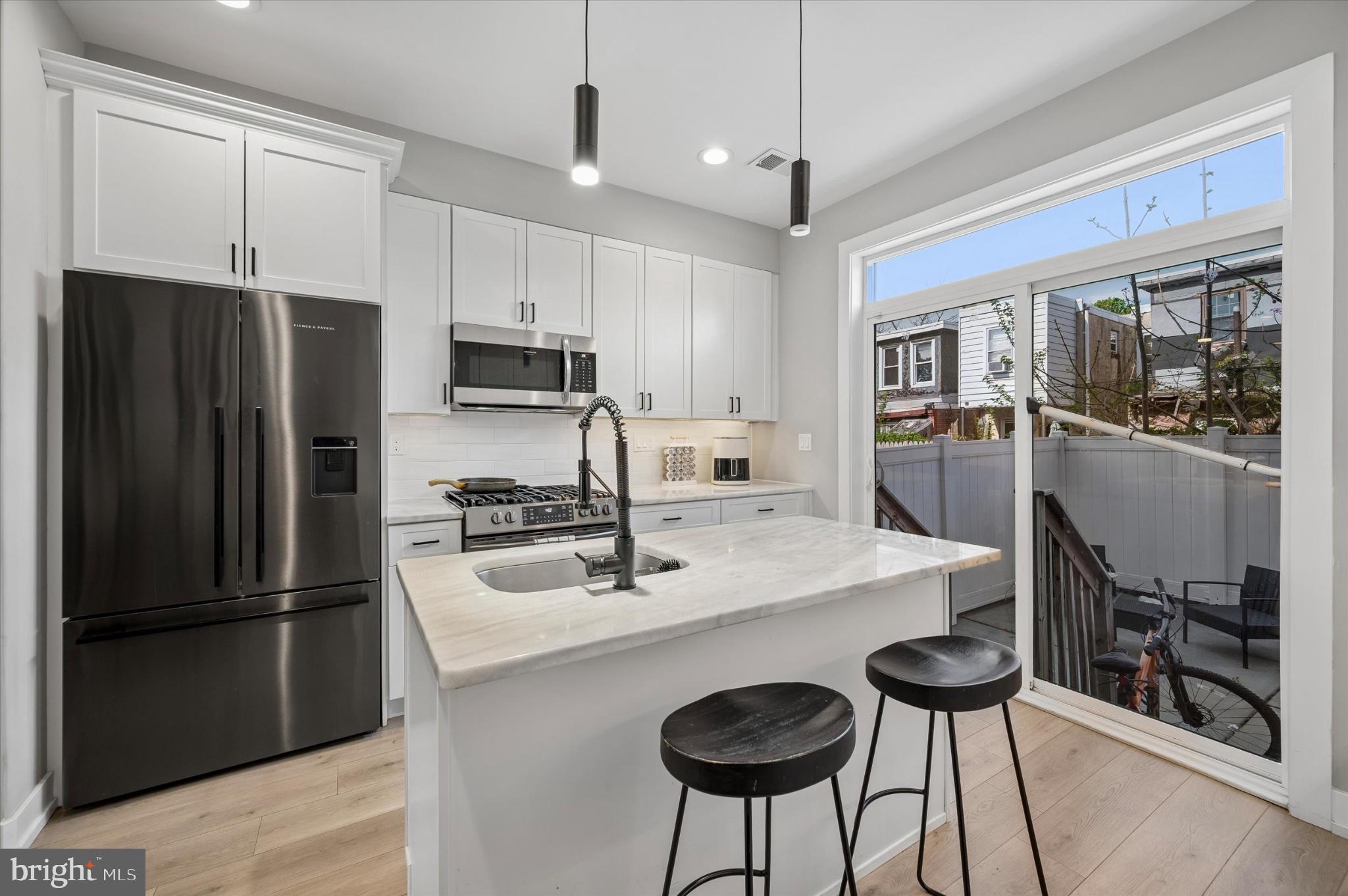 WEST KENSINGTON - Residential