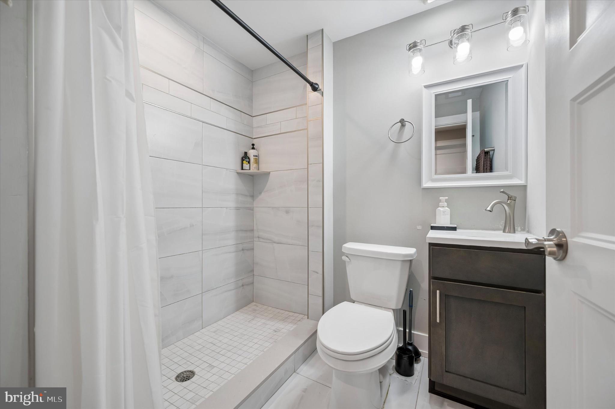 WEST KENSINGTON - Residential