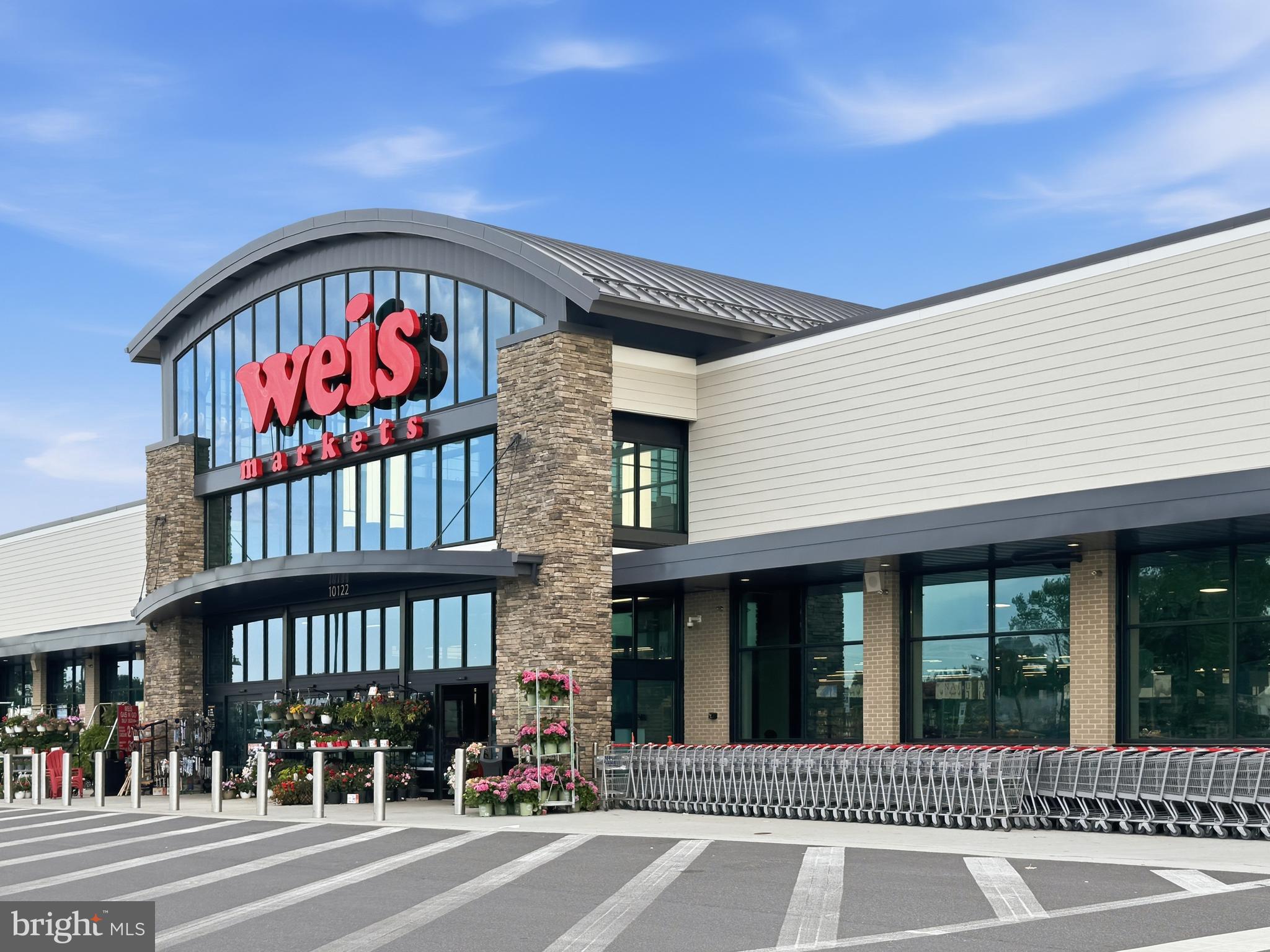 LAKE LINGANORE TOWN CENTER - Residential