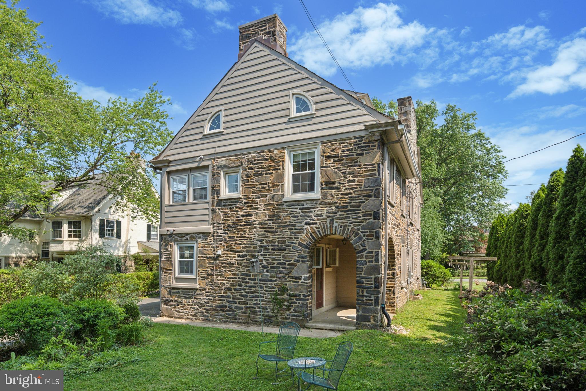 MERION STATION - Residential