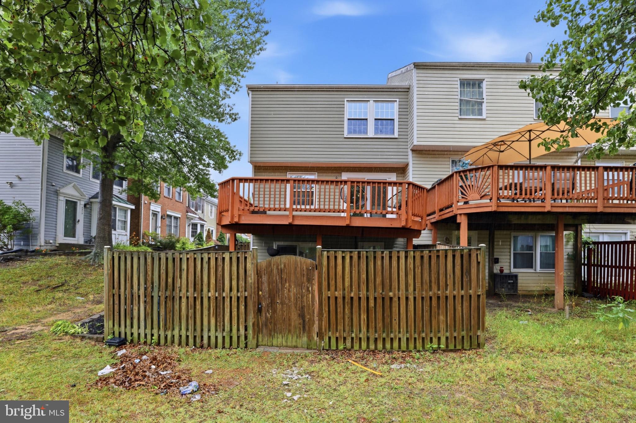 SADDLE CREEK - Residential
