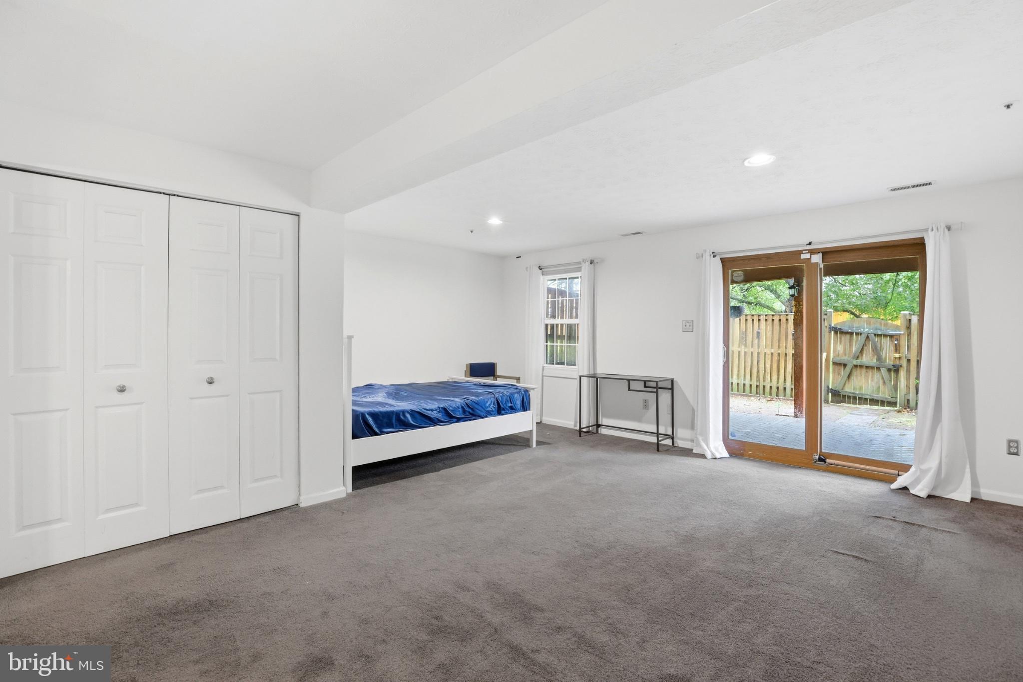 SADDLE CREEK - Residential
