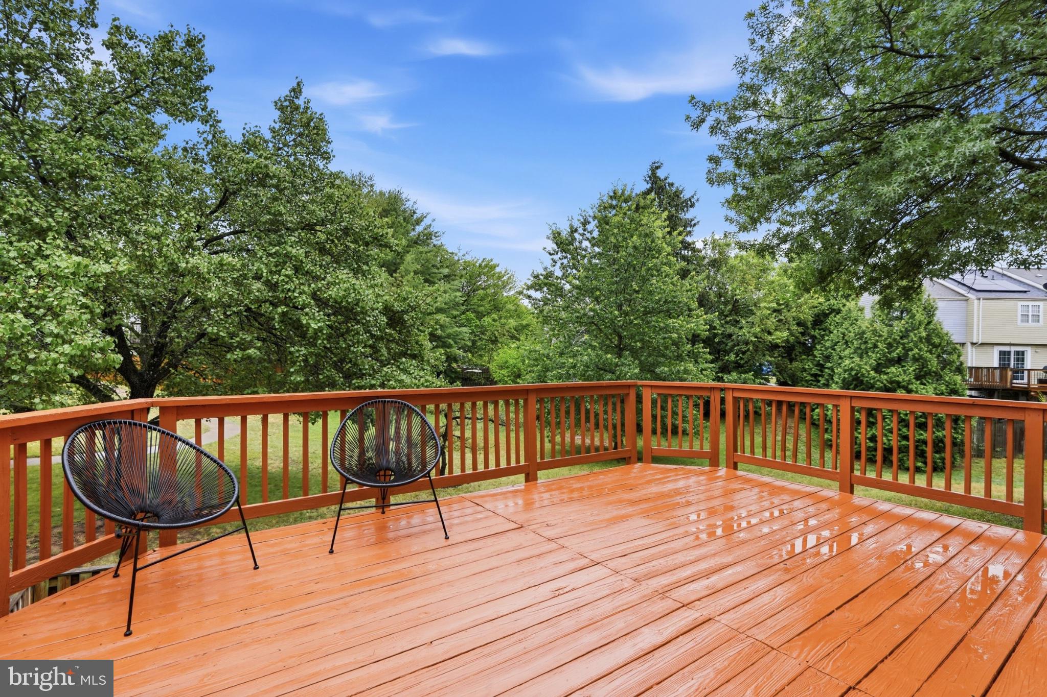 SADDLE CREEK - Residential