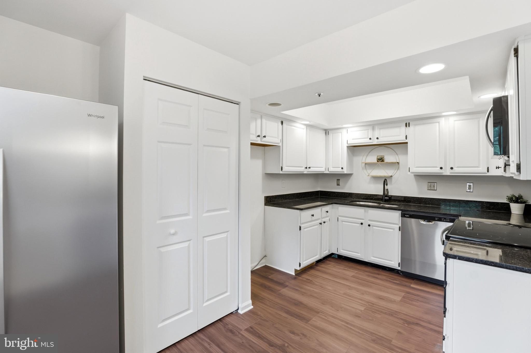 SADDLE CREEK - Residential