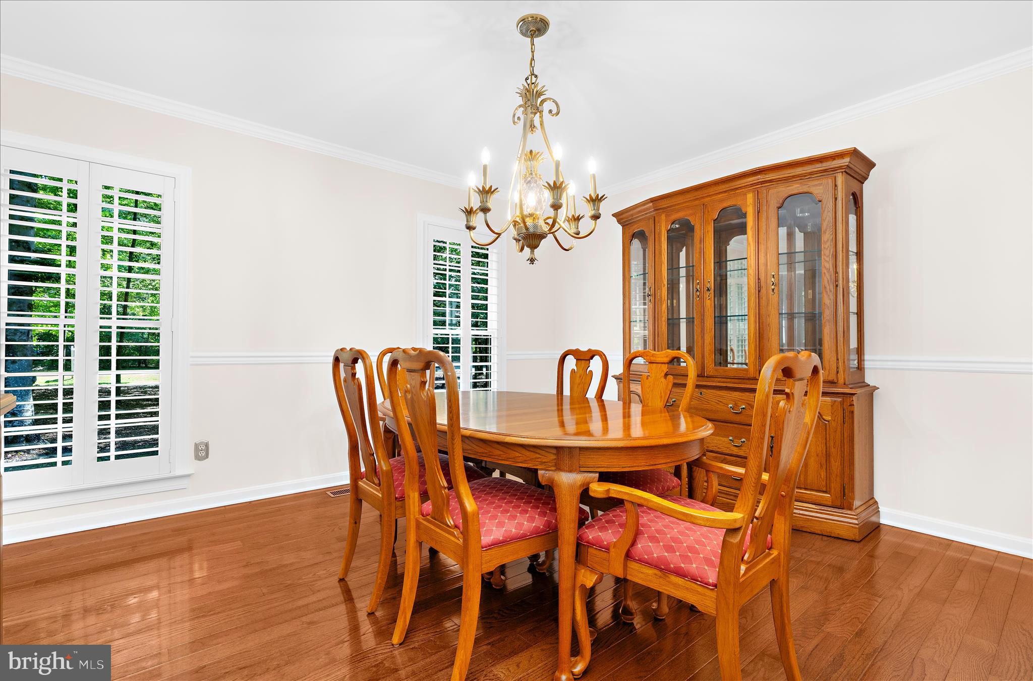 QUEEN ANNE WOODS - Residential
