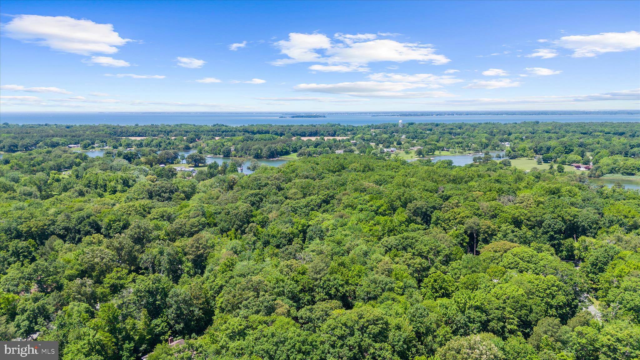 QUEEN ANNE WOODS - Residential
