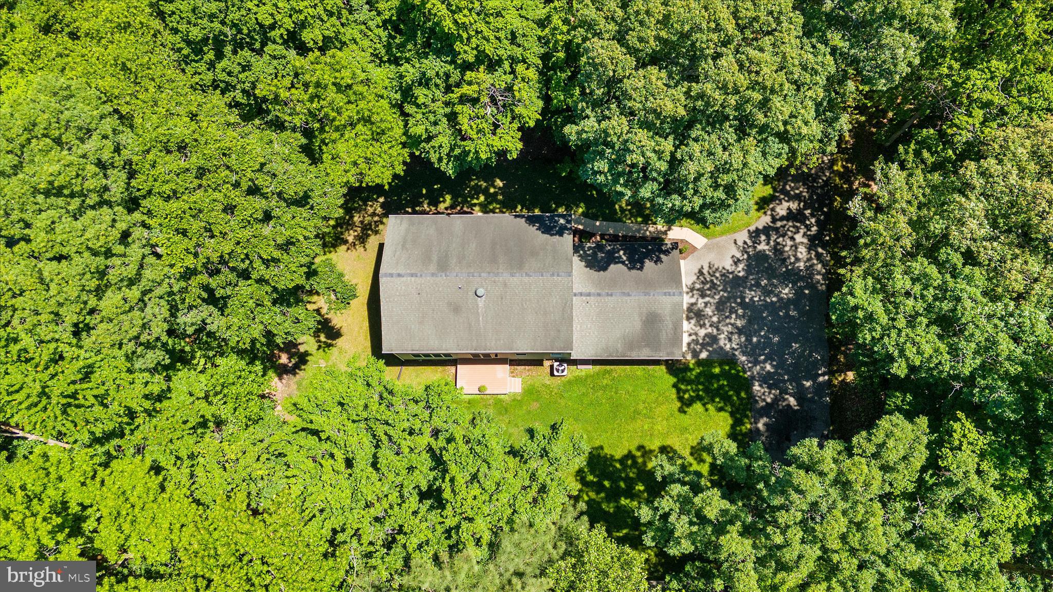 QUEEN ANNE WOODS - Residential