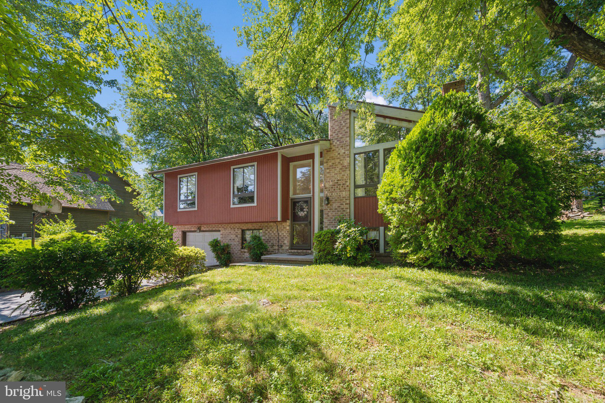 THE MEADOWS - Residential