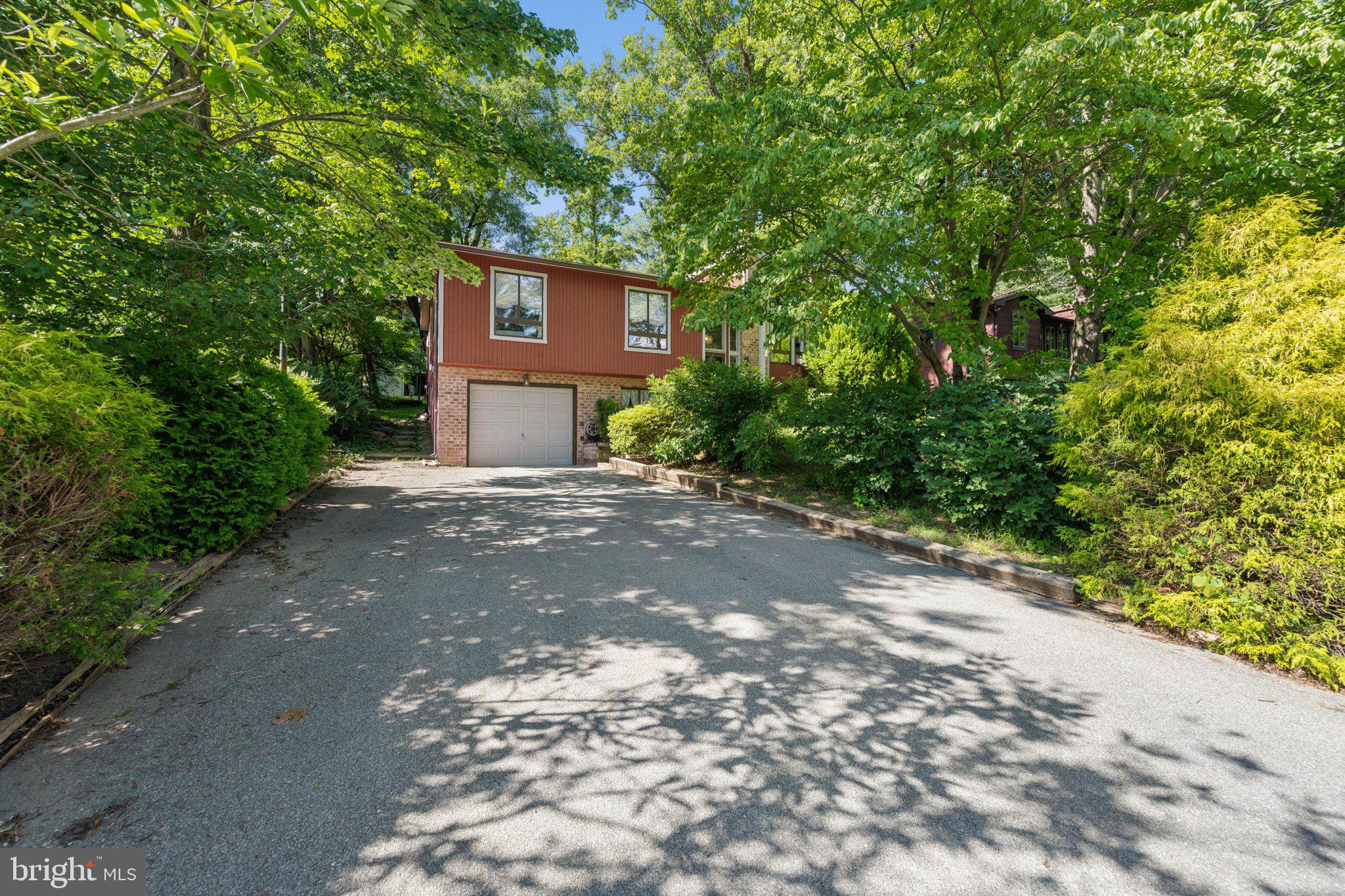 THE MEADOWS - Residential