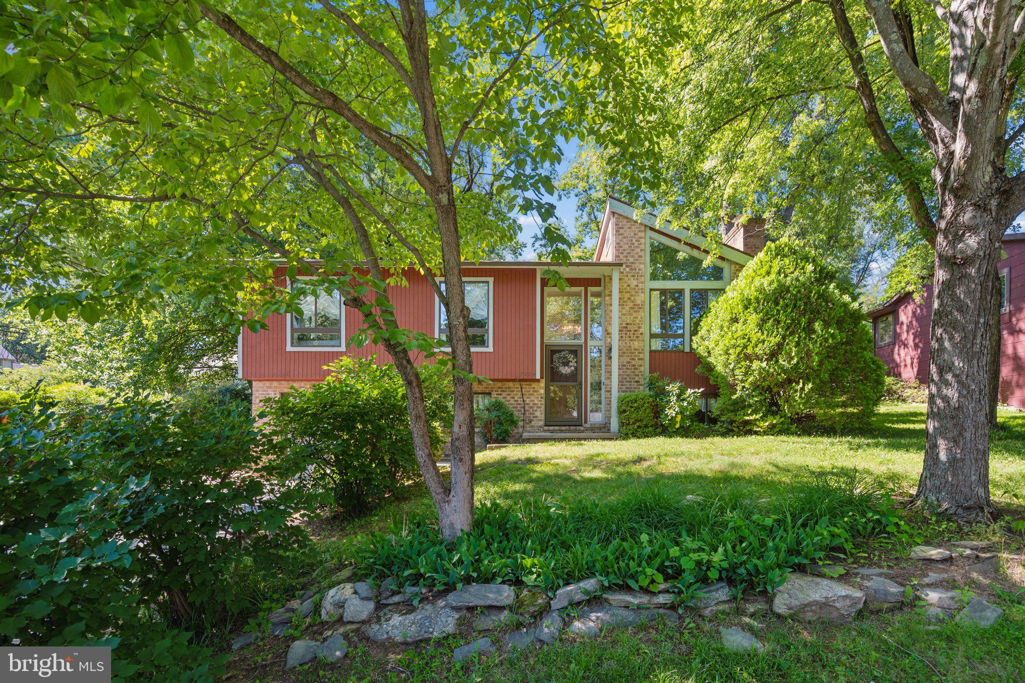 THE MEADOWS - Residential