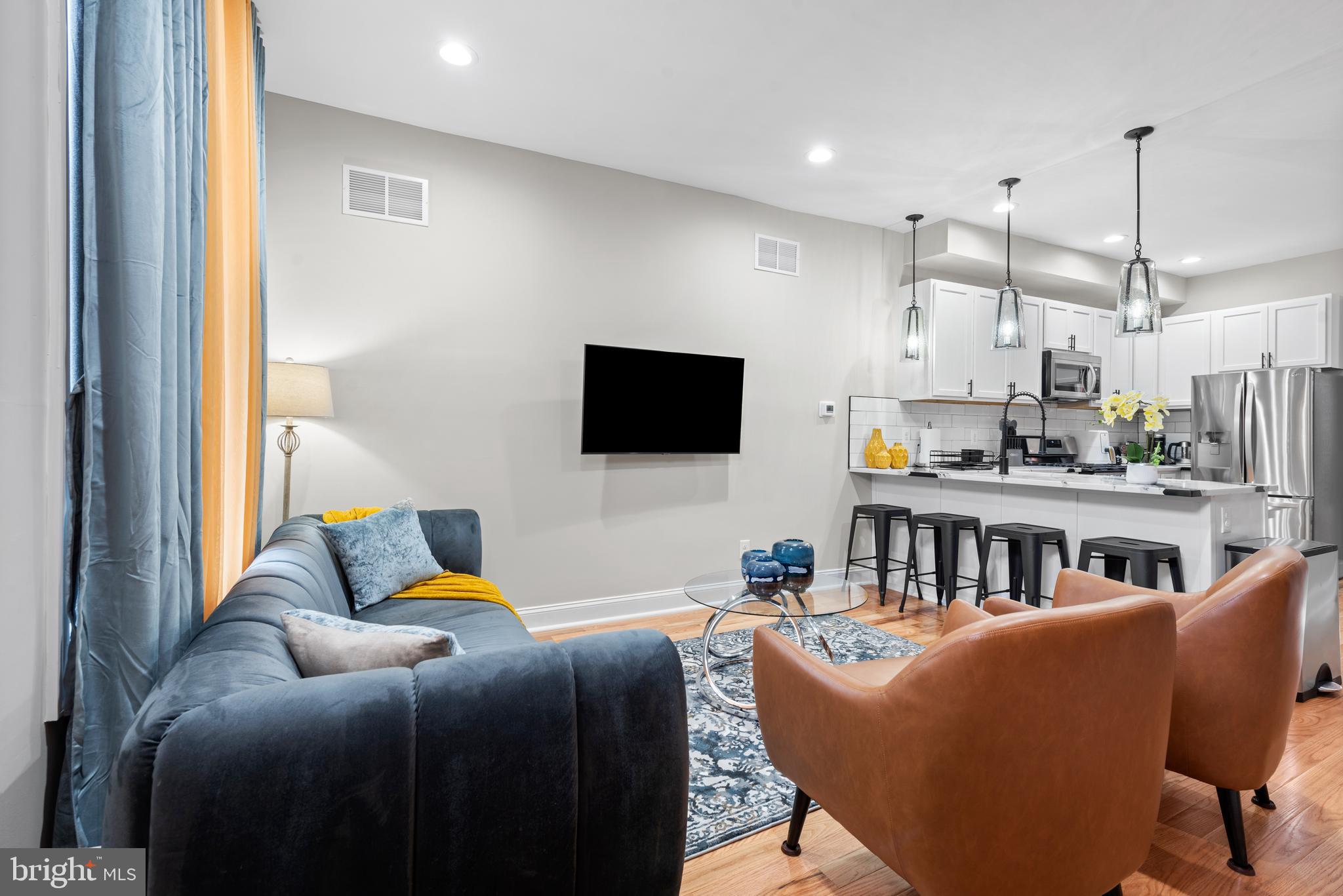 JOHNS HOPKINS - Residential Lease
