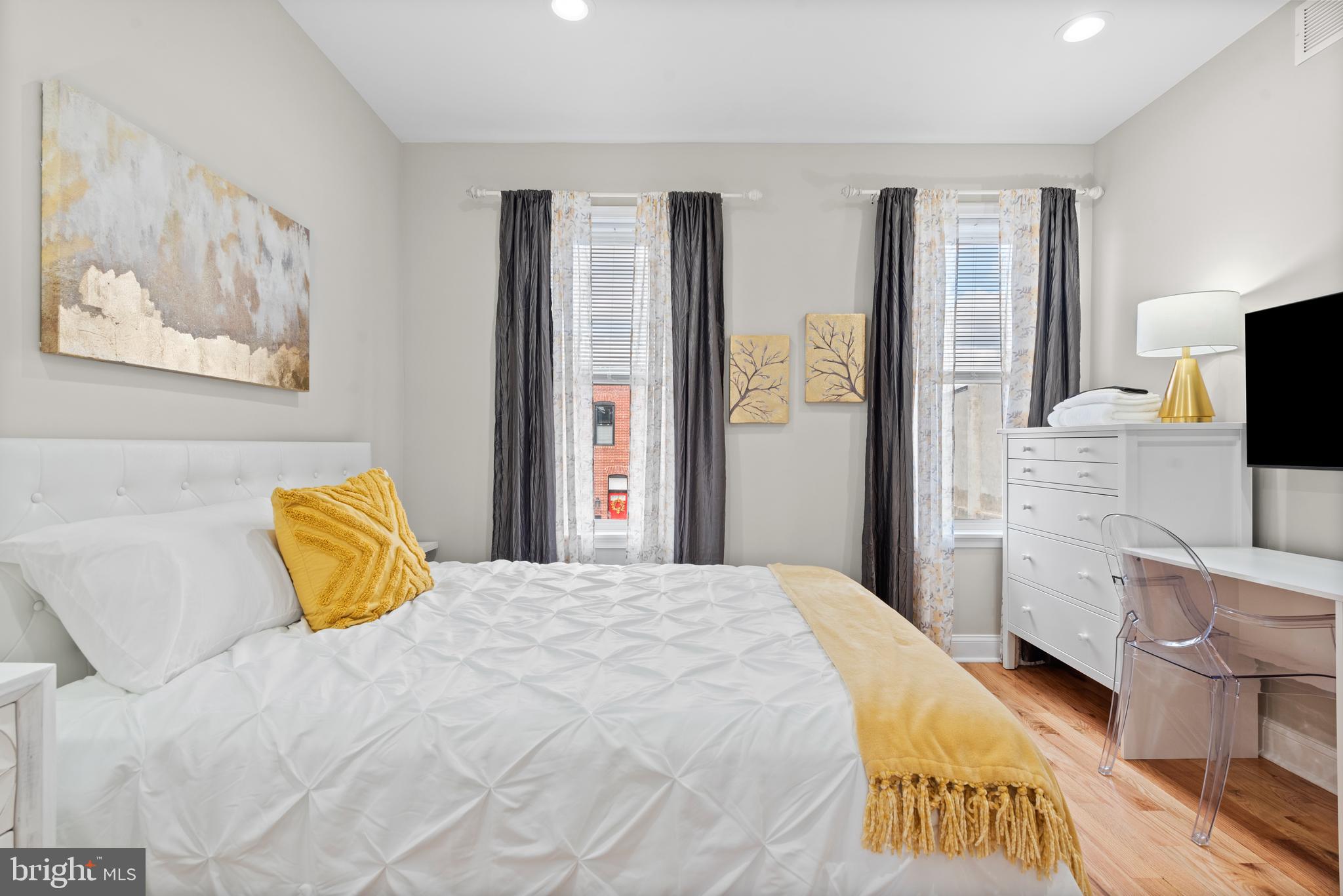 JOHNS HOPKINS - Residential Lease