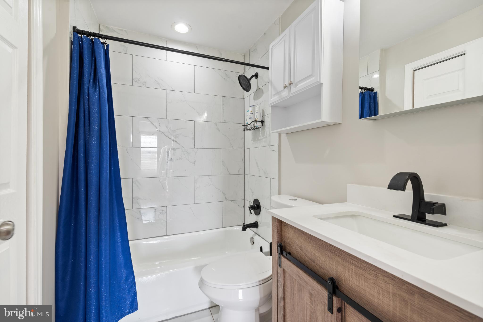 JOHNS HOPKINS - Residential Lease