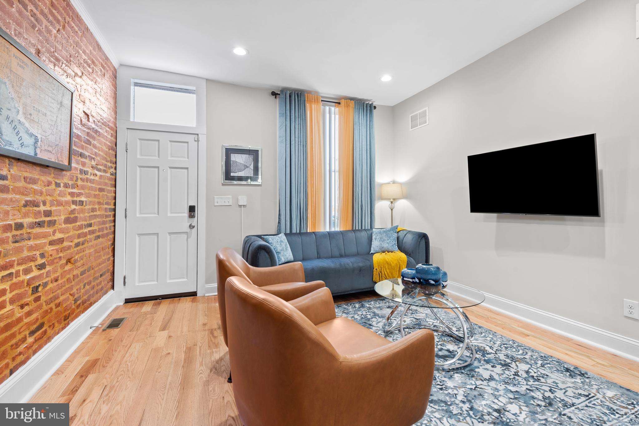 JOHNS HOPKINS - Residential Lease