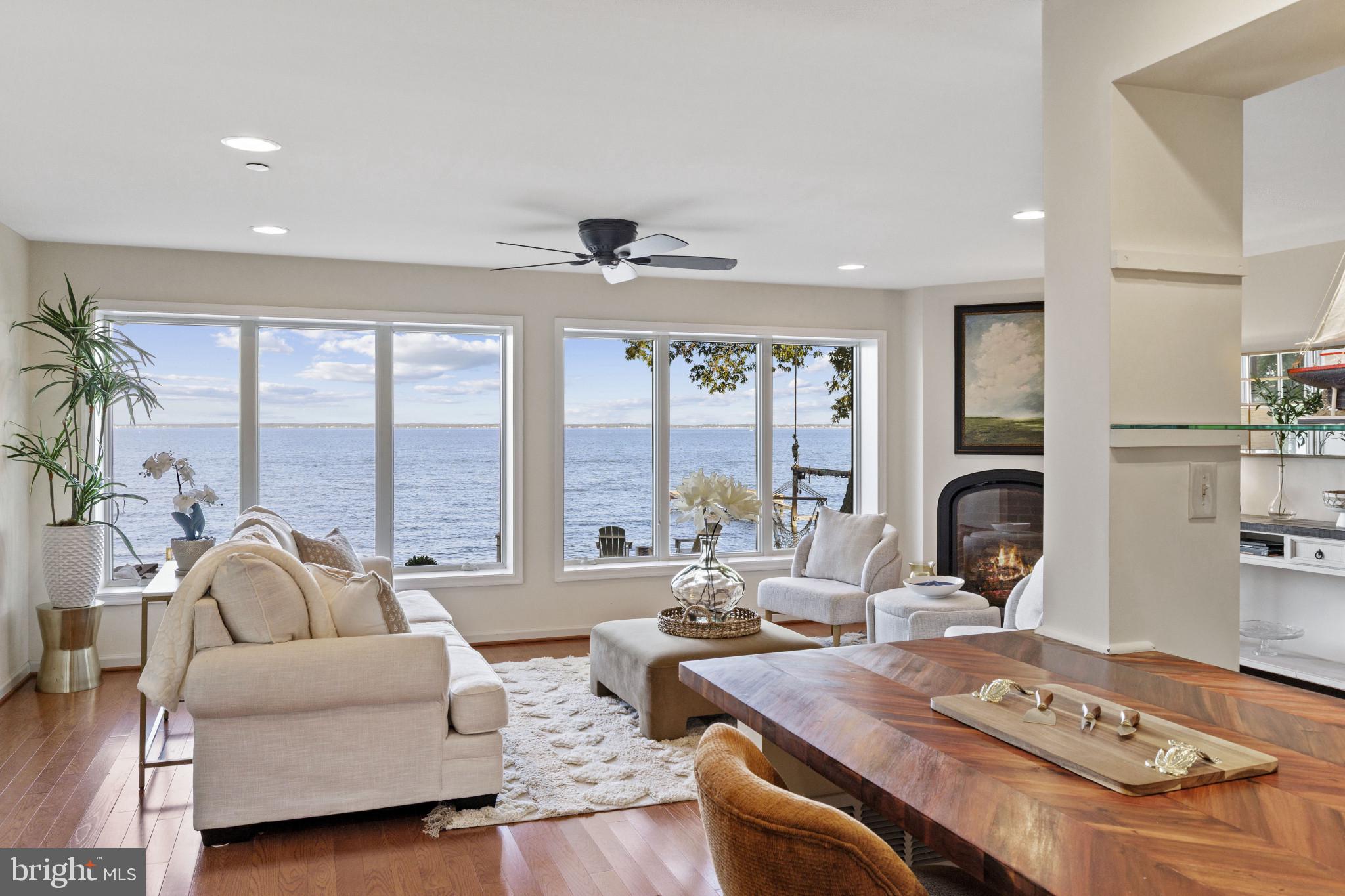 ARUNDEL ON THE BAY - Residential