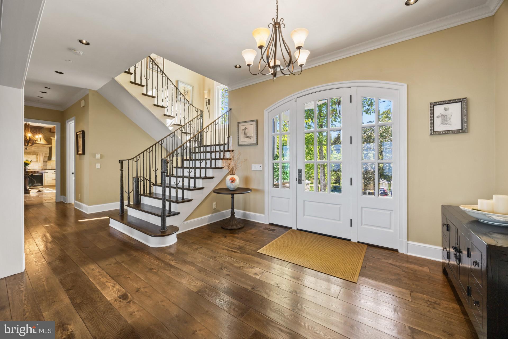 ANNAPOLIS ROADS - Residential