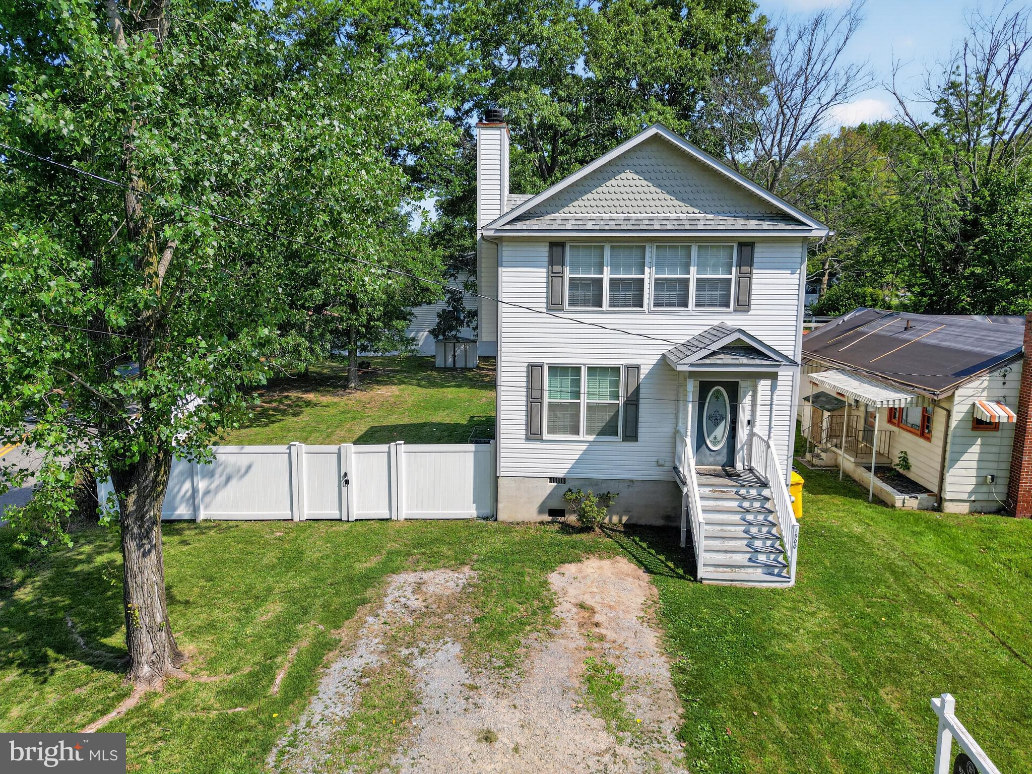COLUMBIA BEACH - Residential