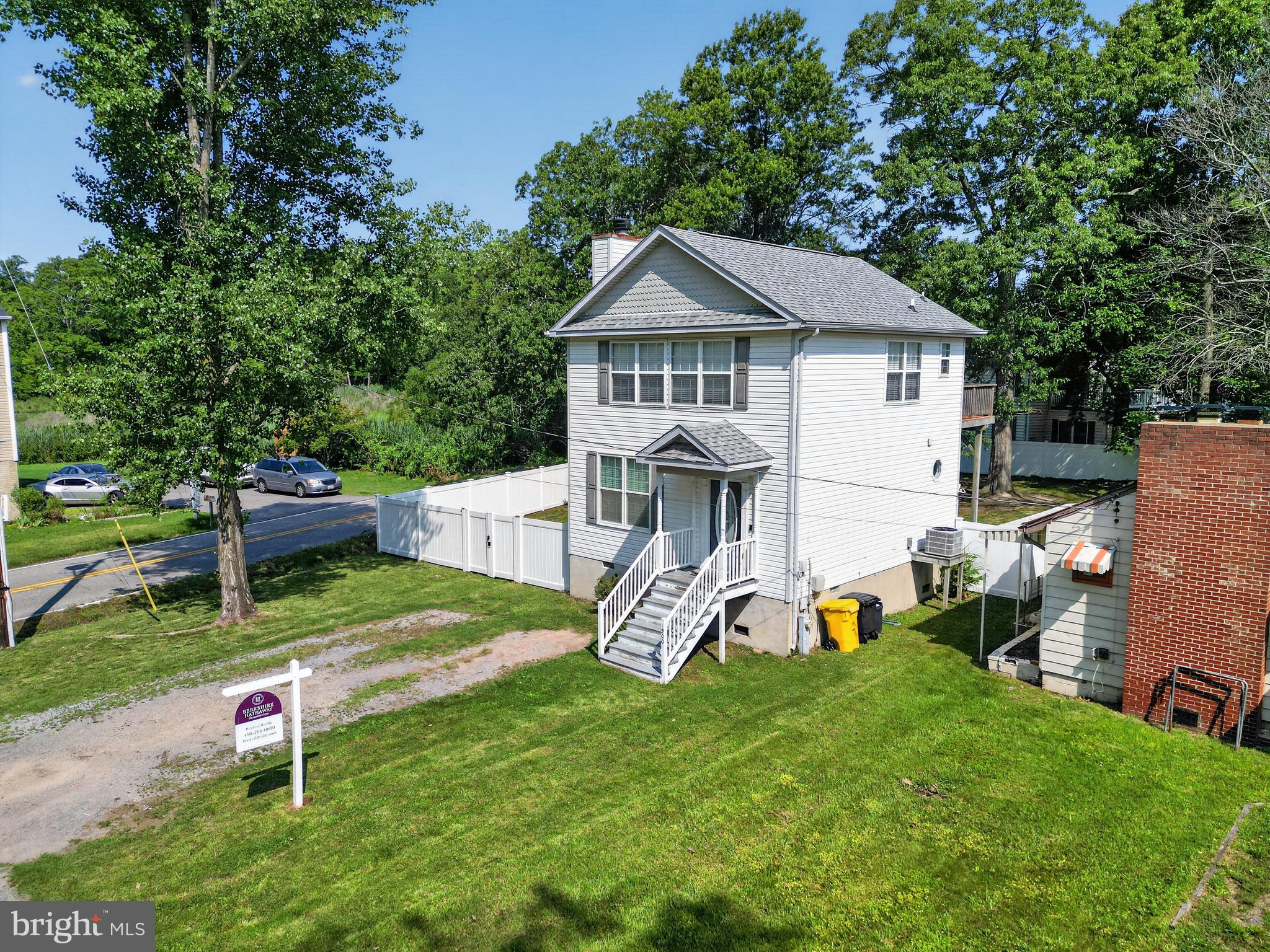 COLUMBIA BEACH - Residential