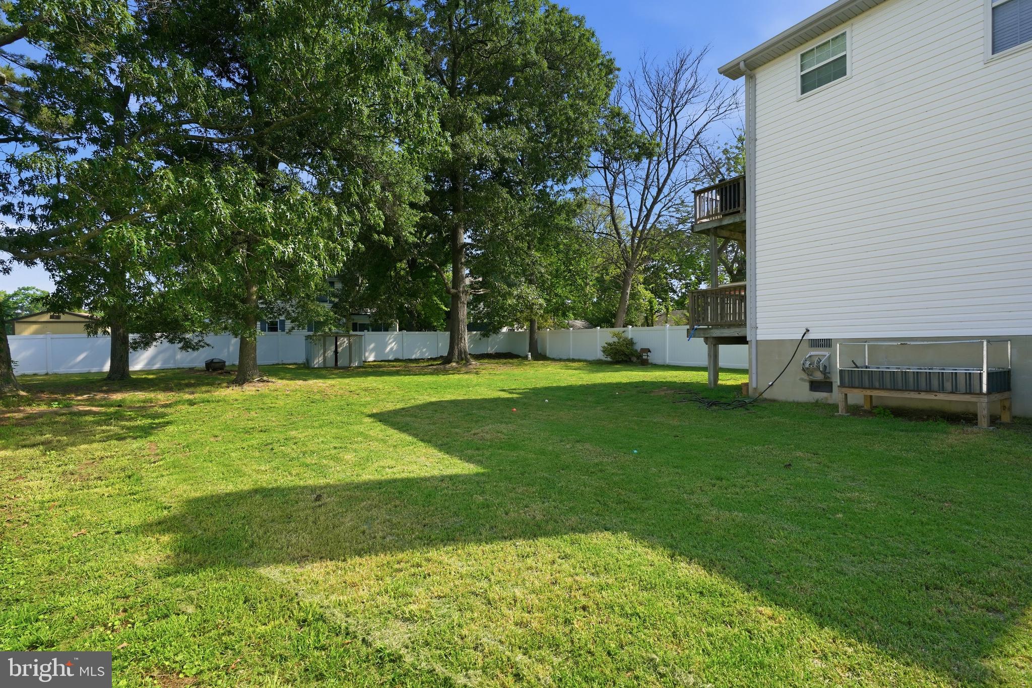 COLUMBIA BEACH - Residential