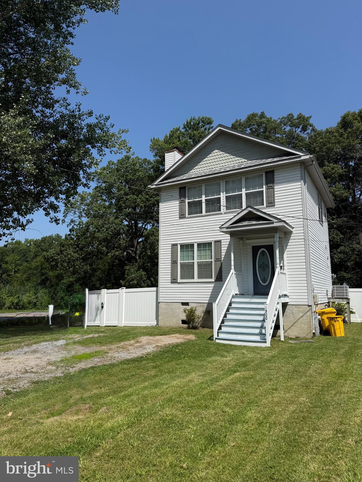 COLUMBIA BEACH - Residential