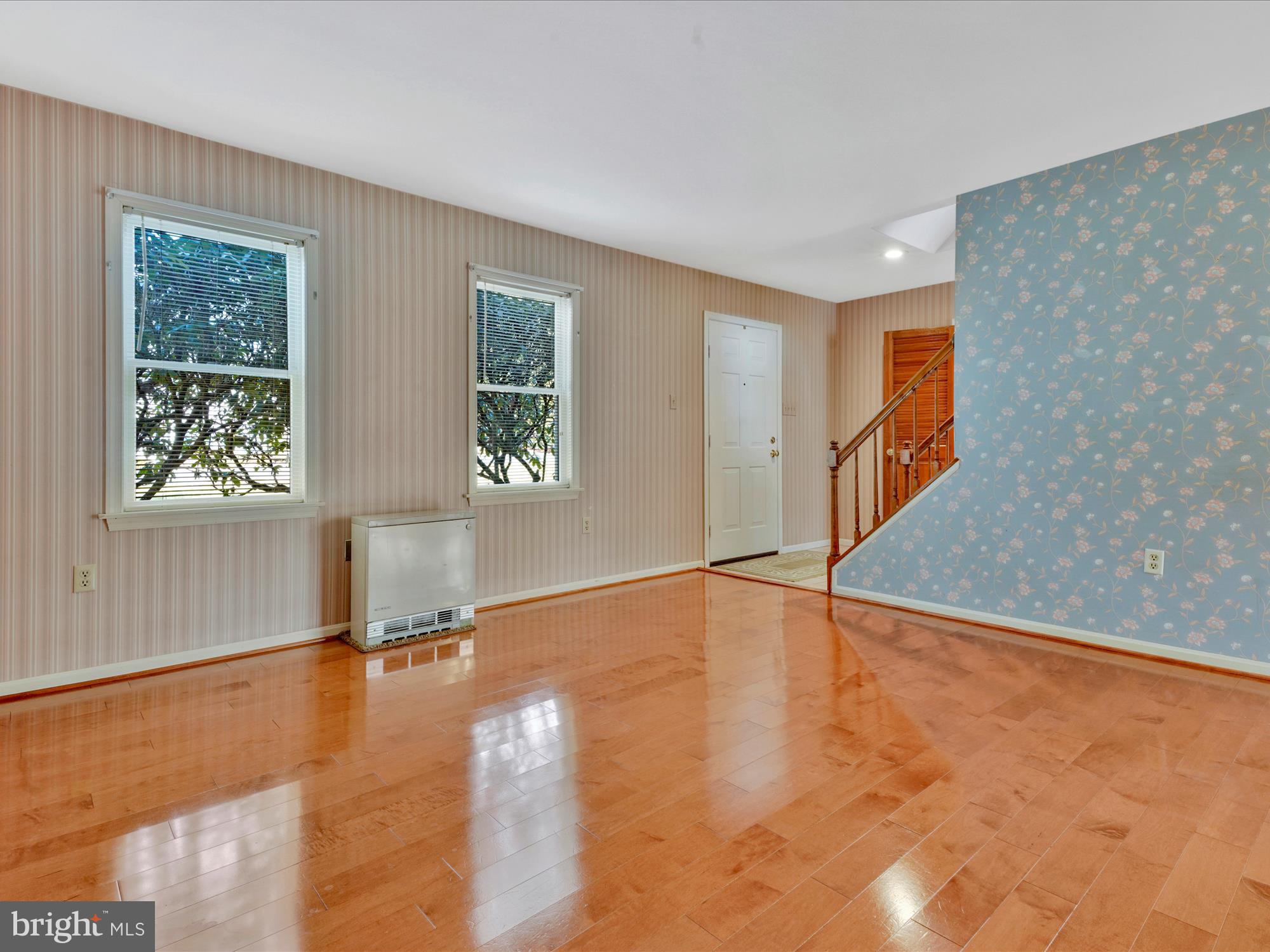 COTTAGE HILL WEST - Residential