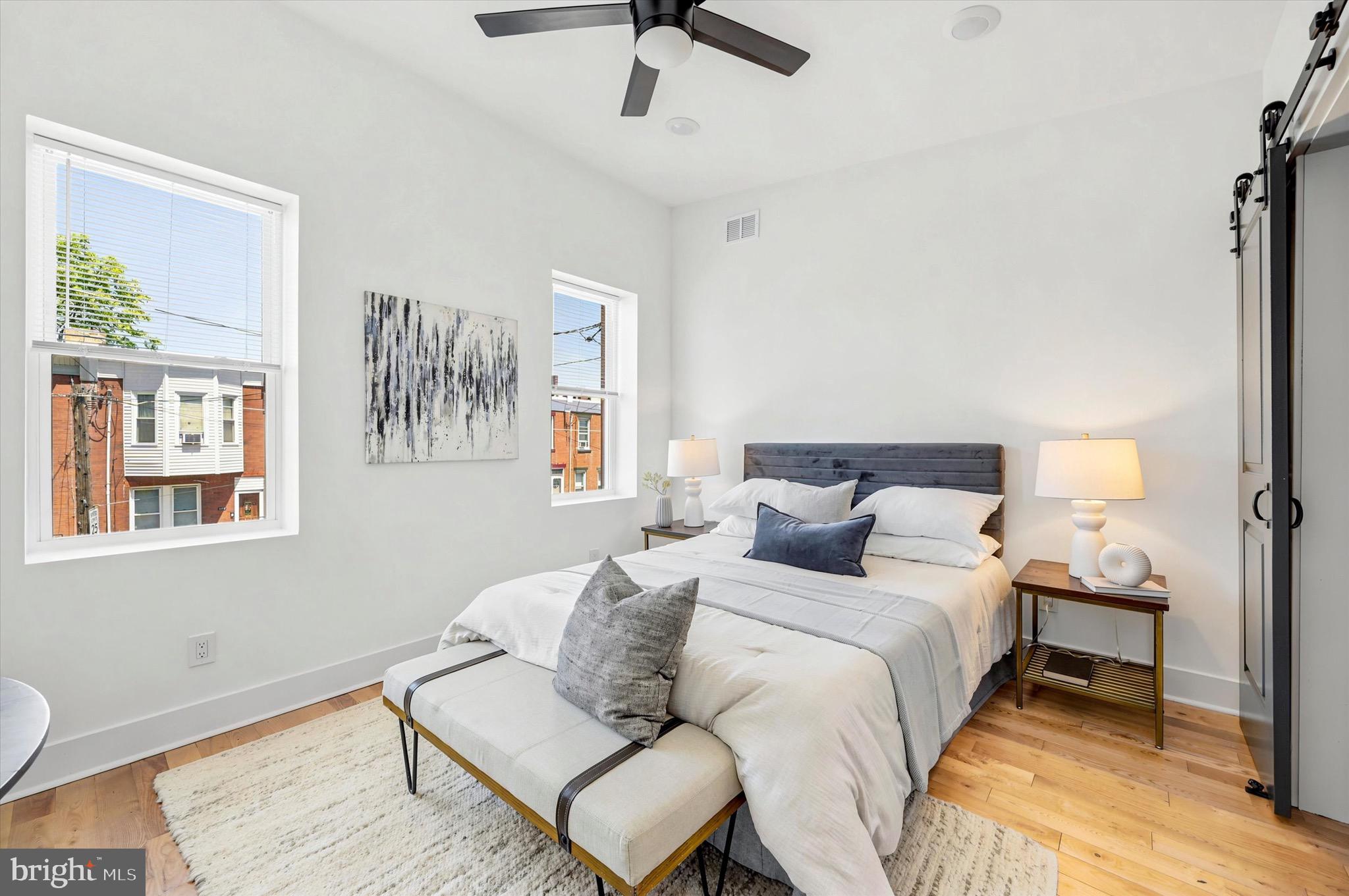 PORT RICHMOND - Residential