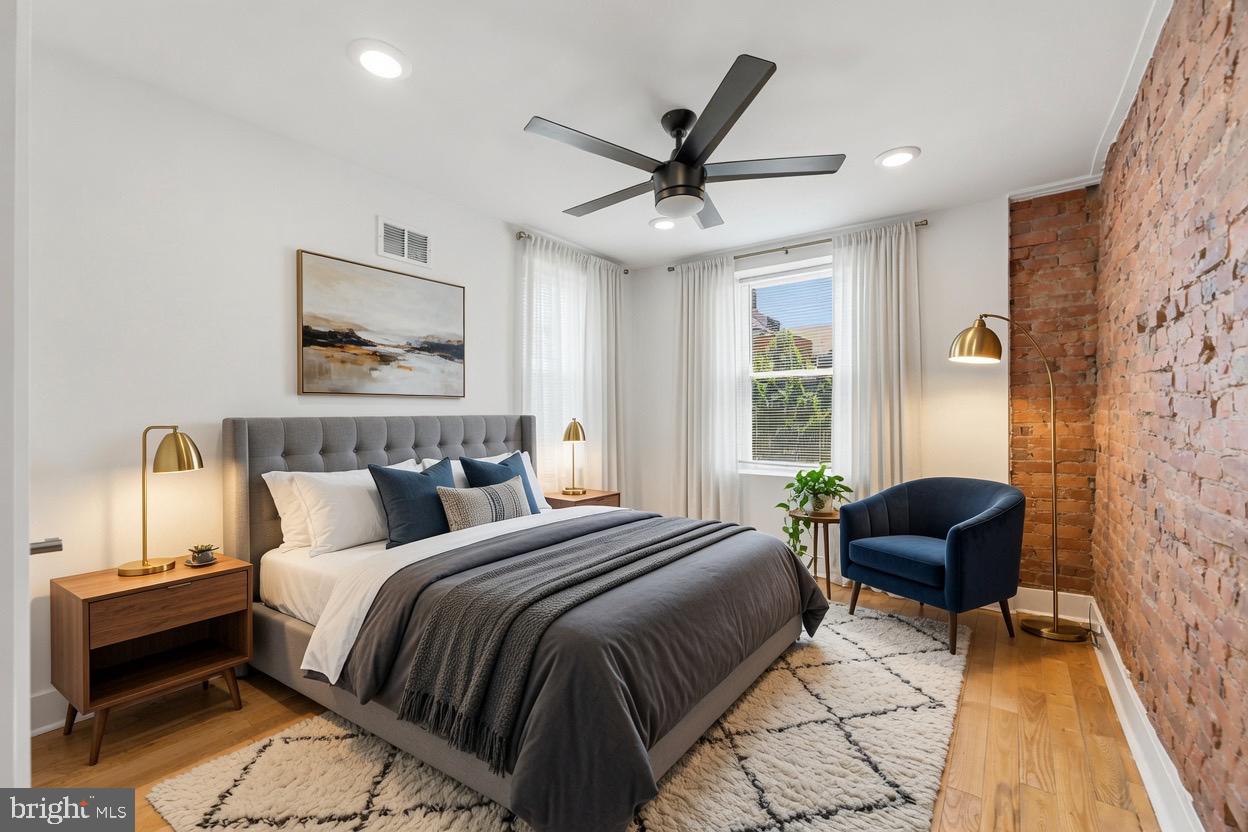 PORT RICHMOND - Residential