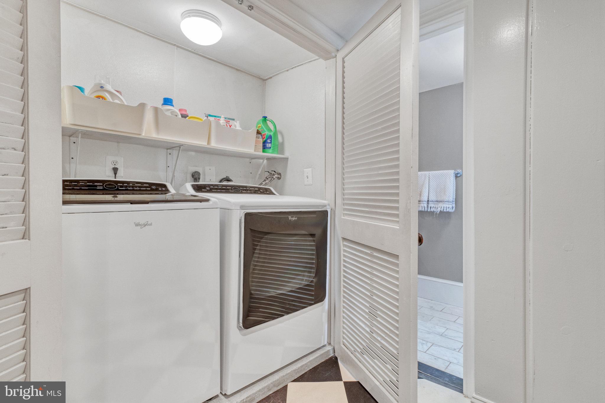 COBBS GROVE - Residential