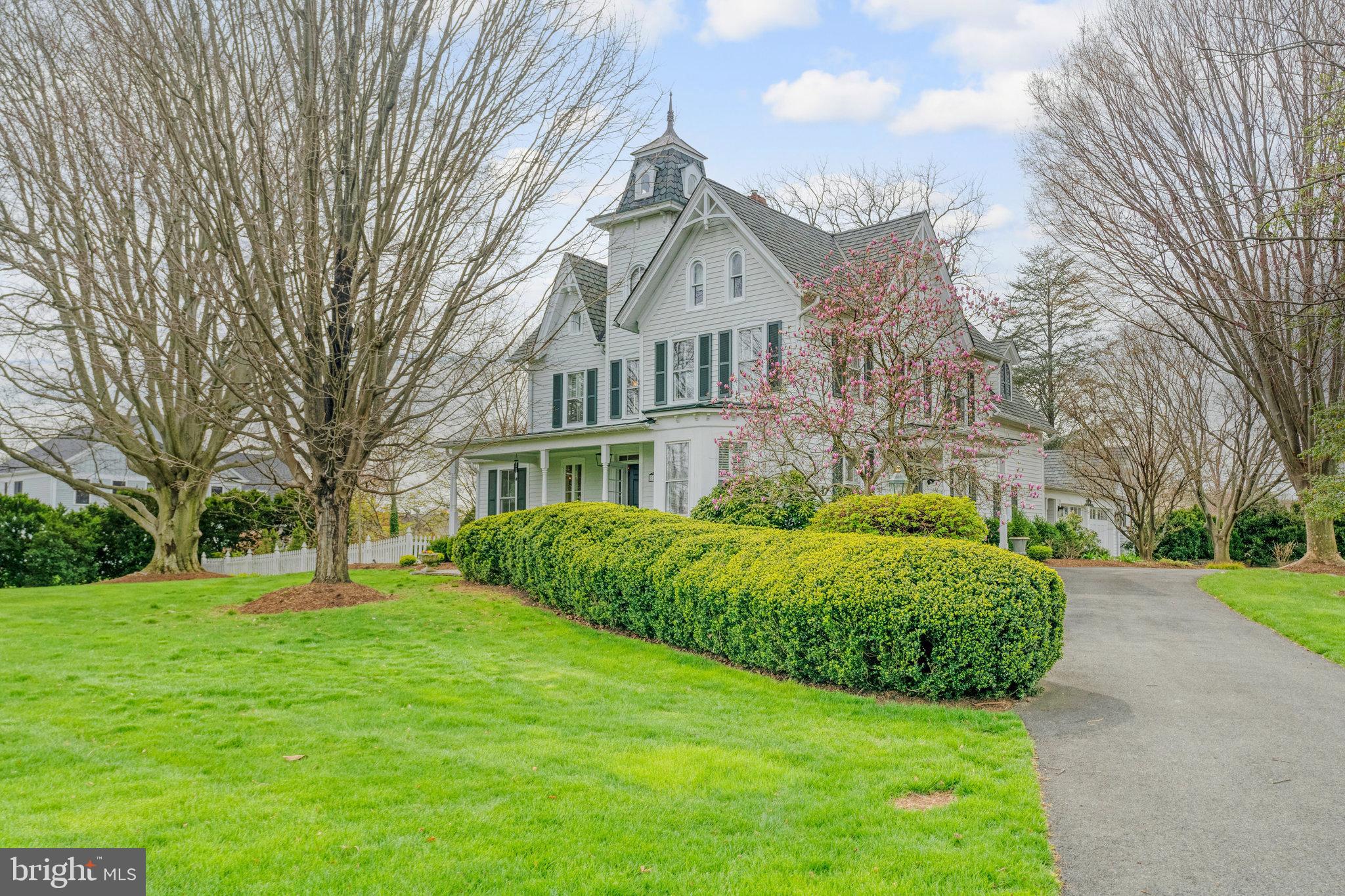 COBBS GROVE - Residential