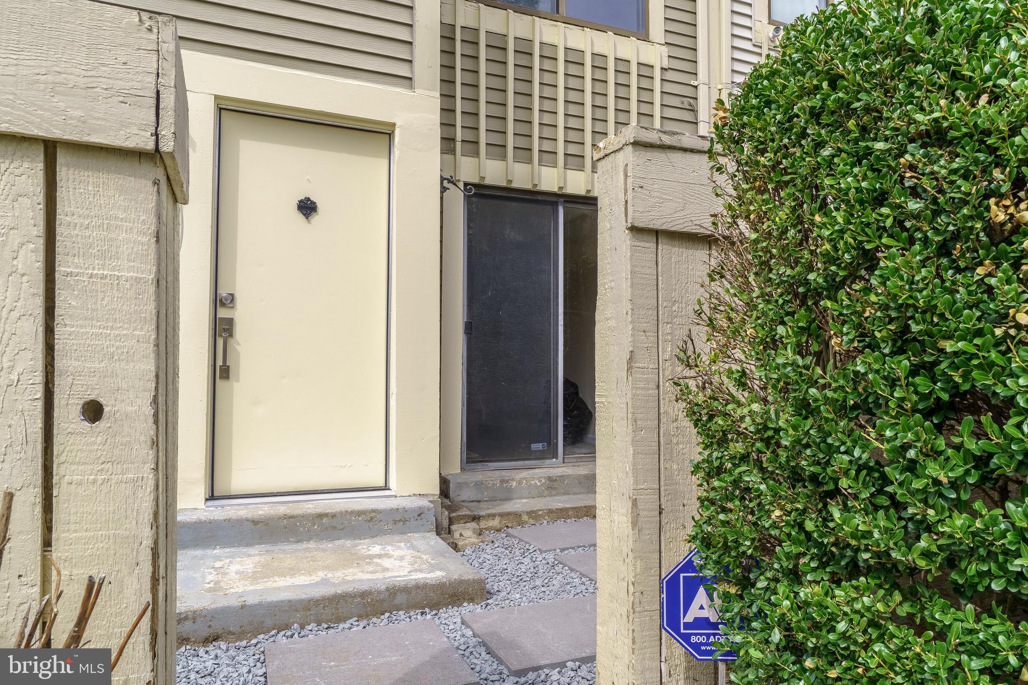 ESSEX PLACE - Residential