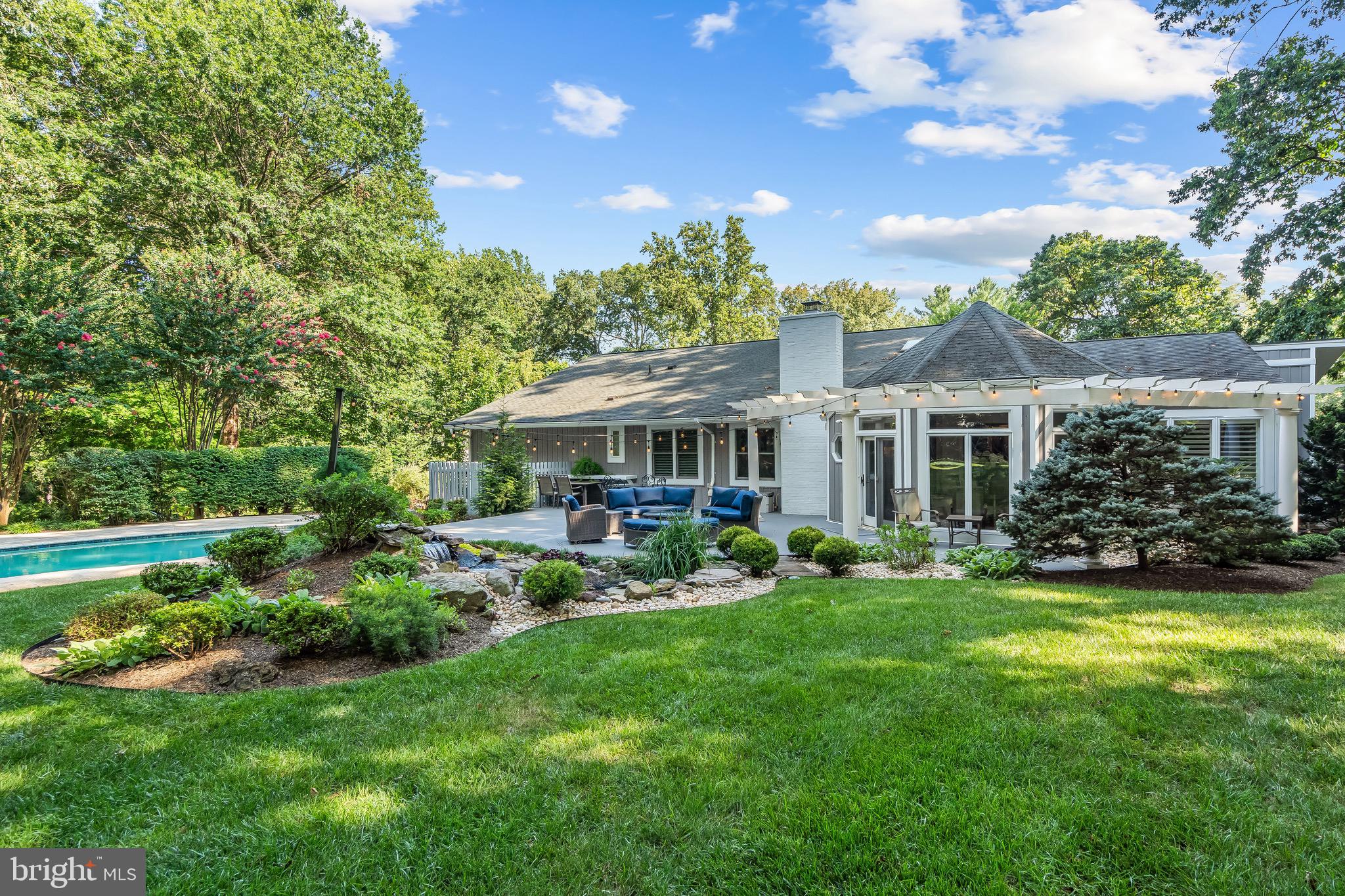 LEXINGTON ESTATES - Residential