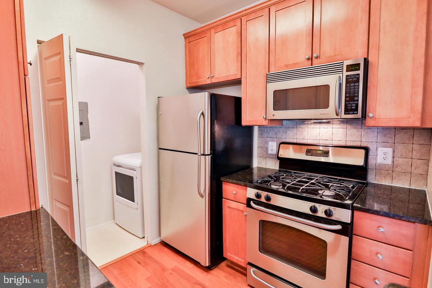 WHITE FLINT STATION - Residential Lease