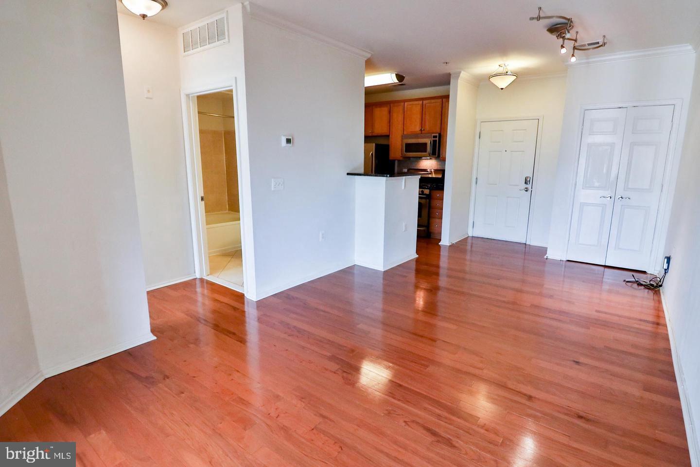 WHITE FLINT STATION - Residential Lease