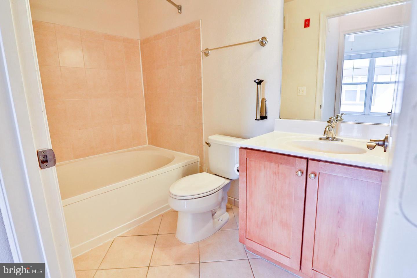 WHITE FLINT STATION - Residential Lease