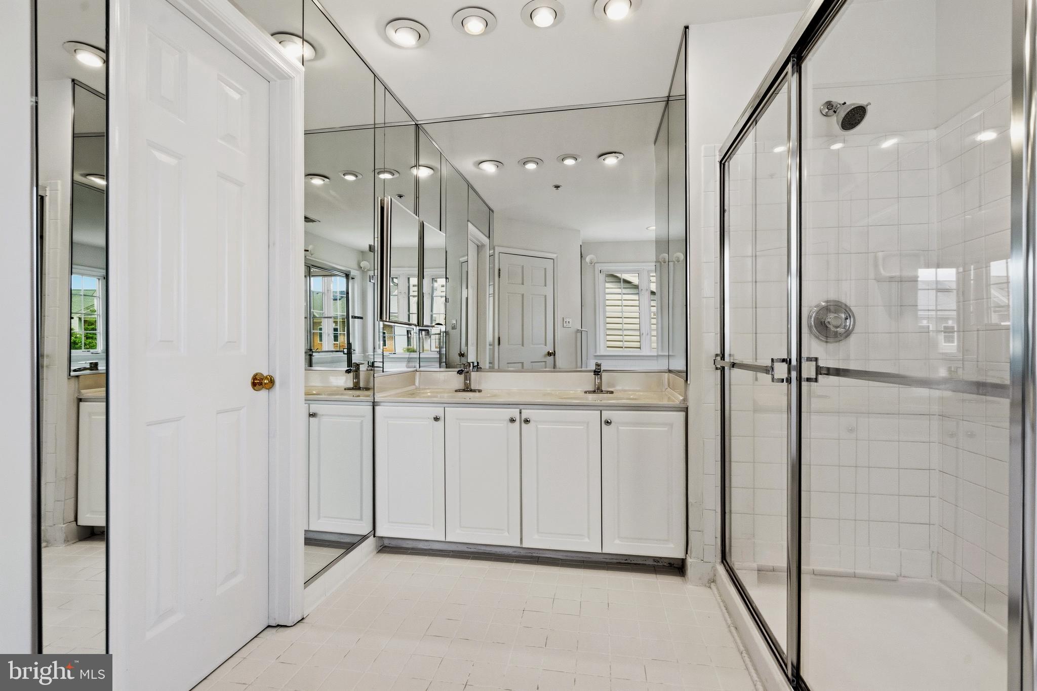 CROFTON VALLEY - Residential