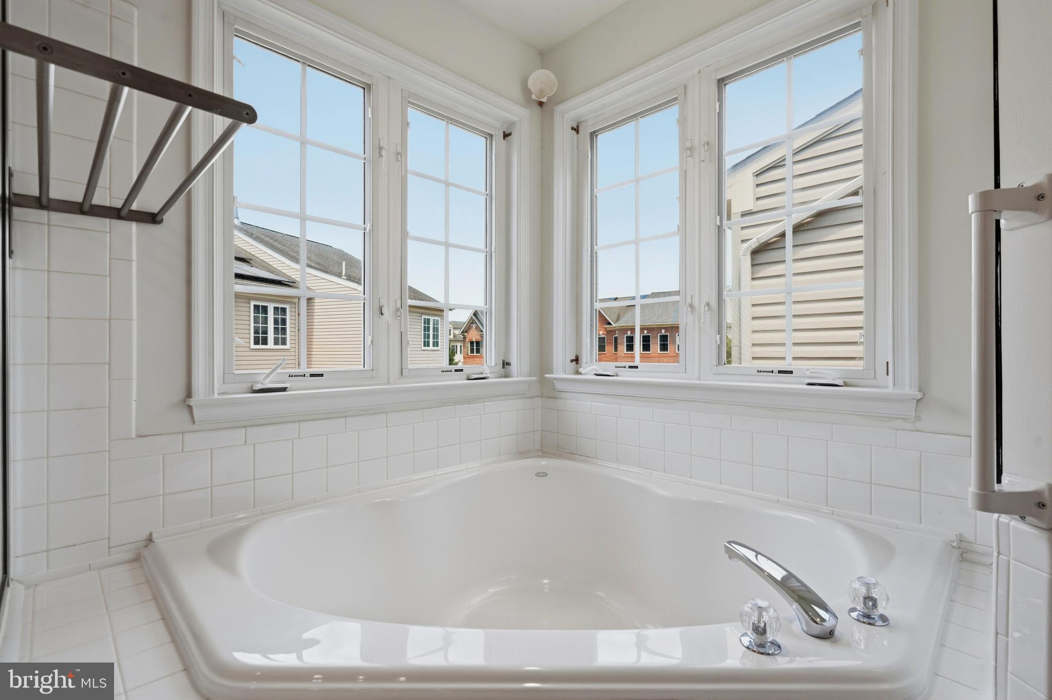 CROFTON VALLEY - Residential