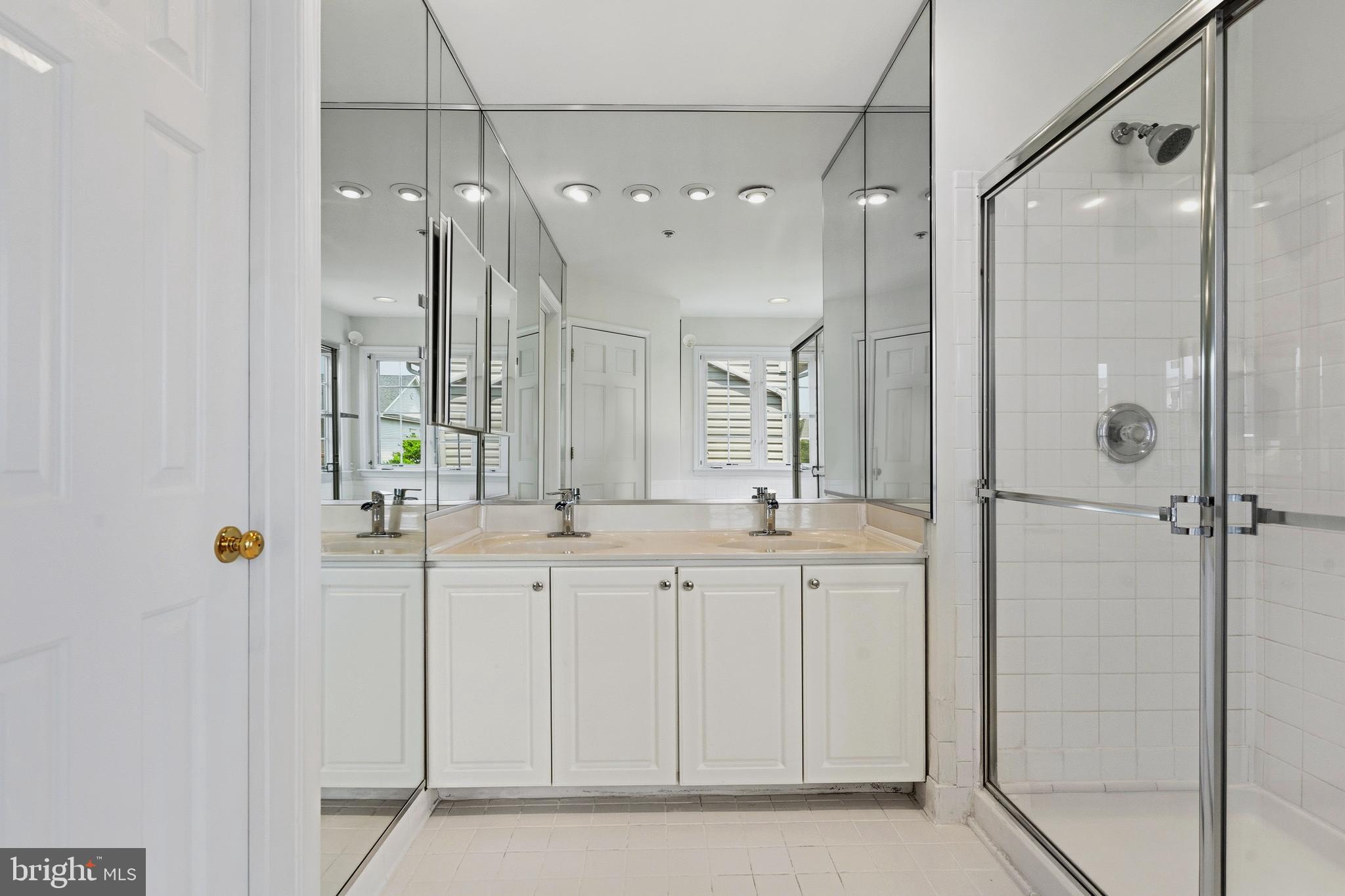 CROFTON VALLEY - Residential