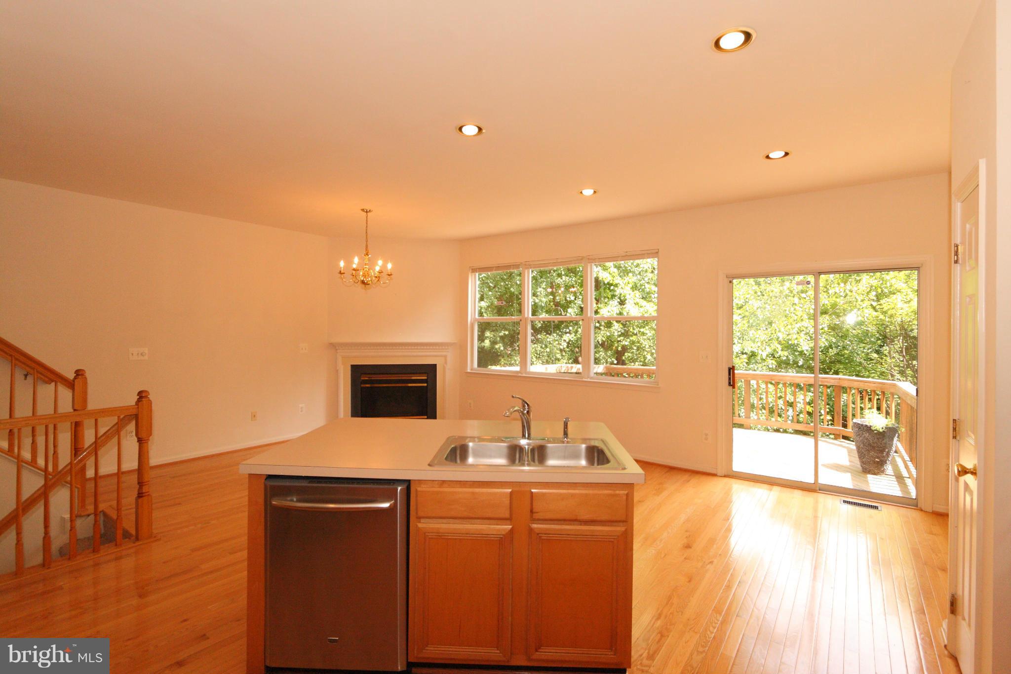 FAIR LAKES COURT - Residential Lease