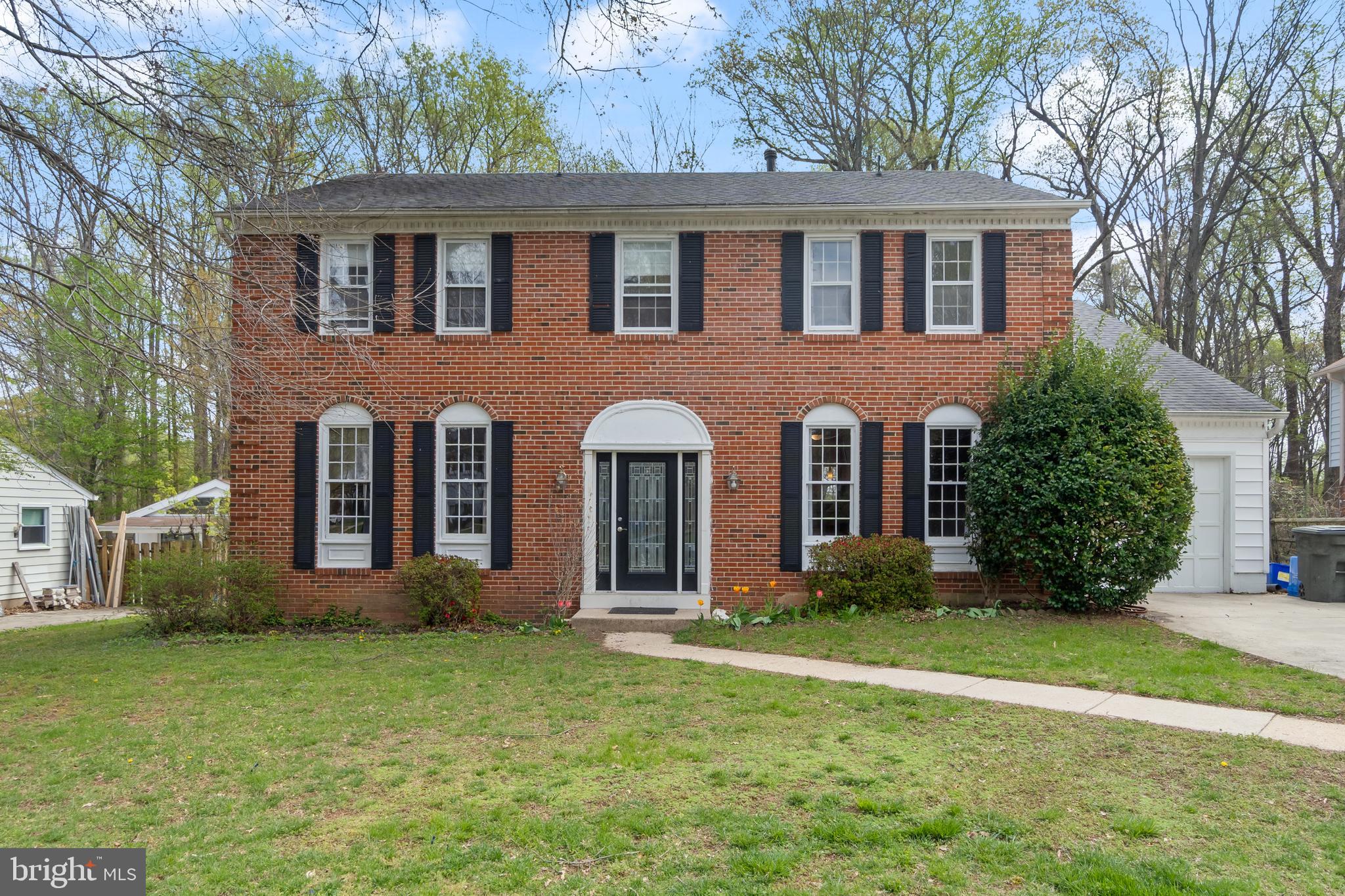 GLENFIELD MANOR - Residential Lease