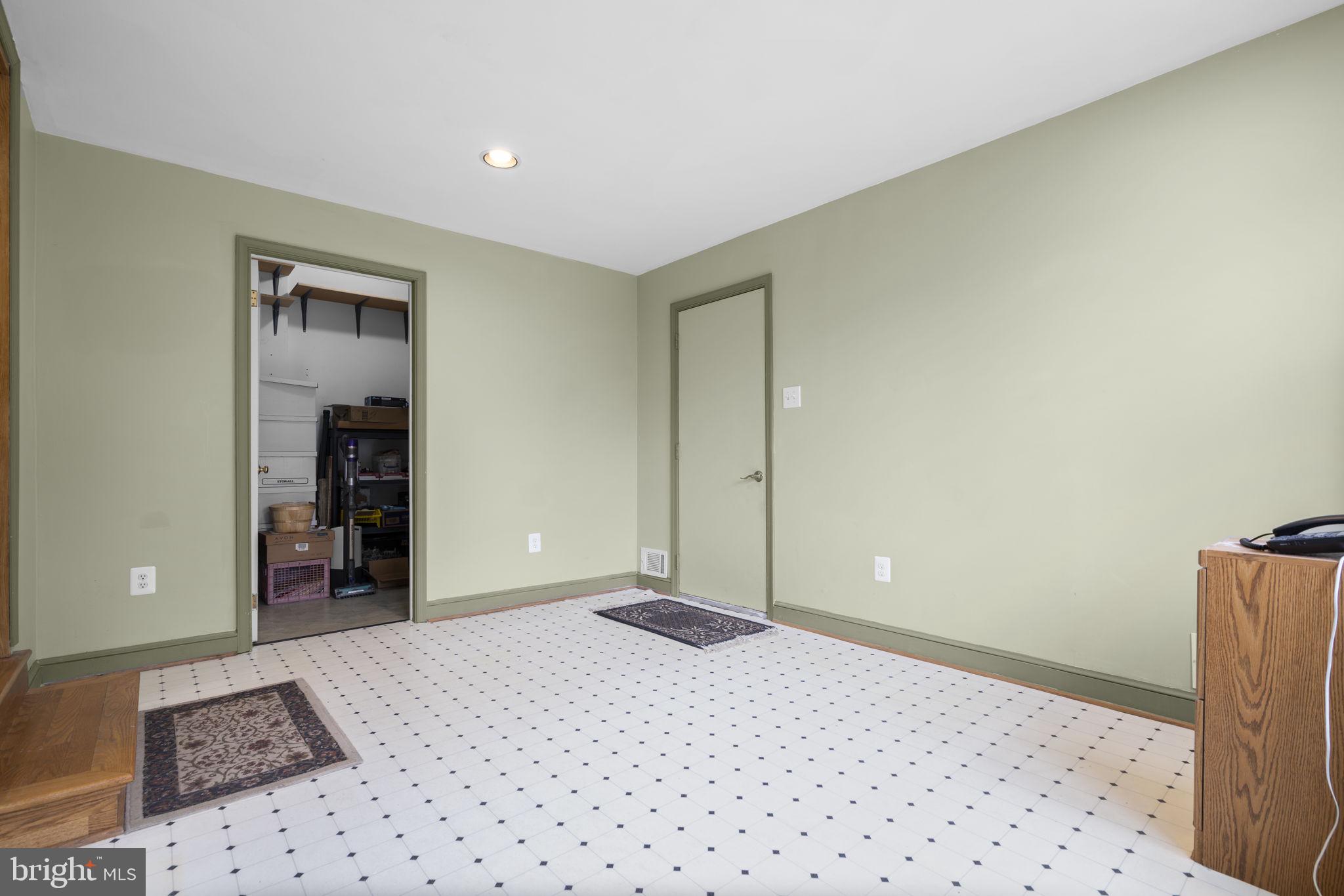 PLEASANT VALLEY - Residential
