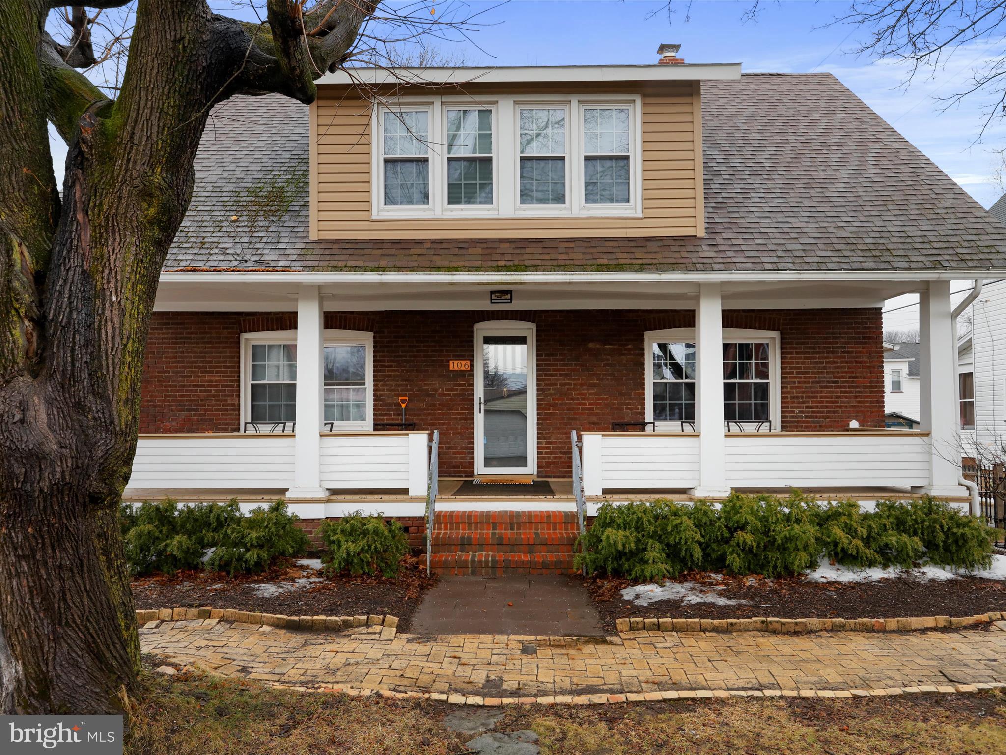 ****Price Reduction*** Motivated Seller 

This beautifully cared-for home sits on a generous double lot that extends to the corner, offering plenty of space and curb appeal. Featuring three bedrooms, a lovely patio for outdoor relaxation, and a convenient shed for extra storage, this home has so much to offer. Don’t miss your chance—schedule your showing today!