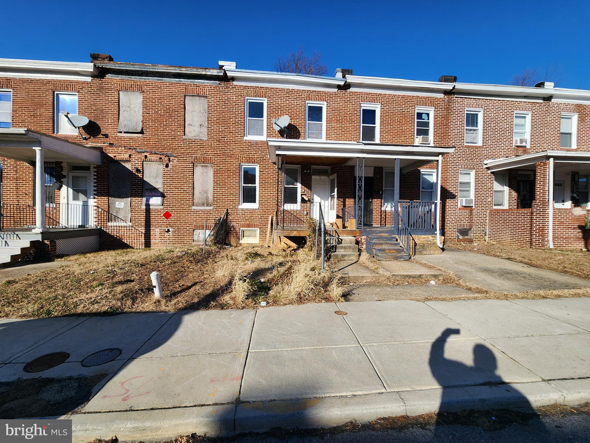 POST AUCTION/BUY NOW: MAKE AN OFFER! Deposit: $7,500.

This two-story townhouse is located in the Belair-Edison neighborhood of Baltimore City. Residents can enjoy the nearby facilities and attractions such as the Herring Run Park, Erdman Shopping Center, and Clifton Park. The property is vacant. The area provides easy access to the major arteries, Belair Road and Erdman Highway, offering convenient access through this portion of Baltimore.