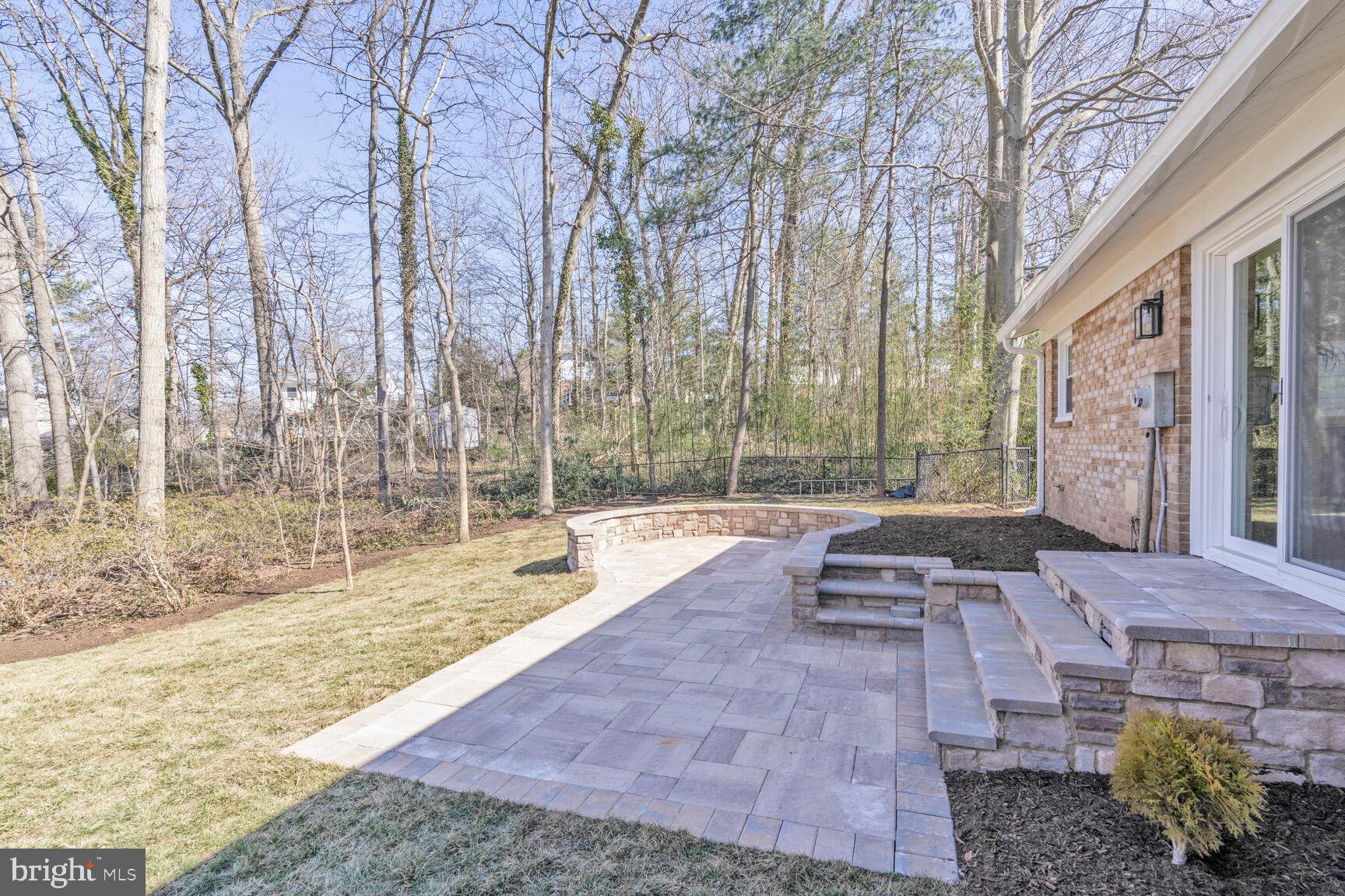 ROLLING VALLEY - Residential