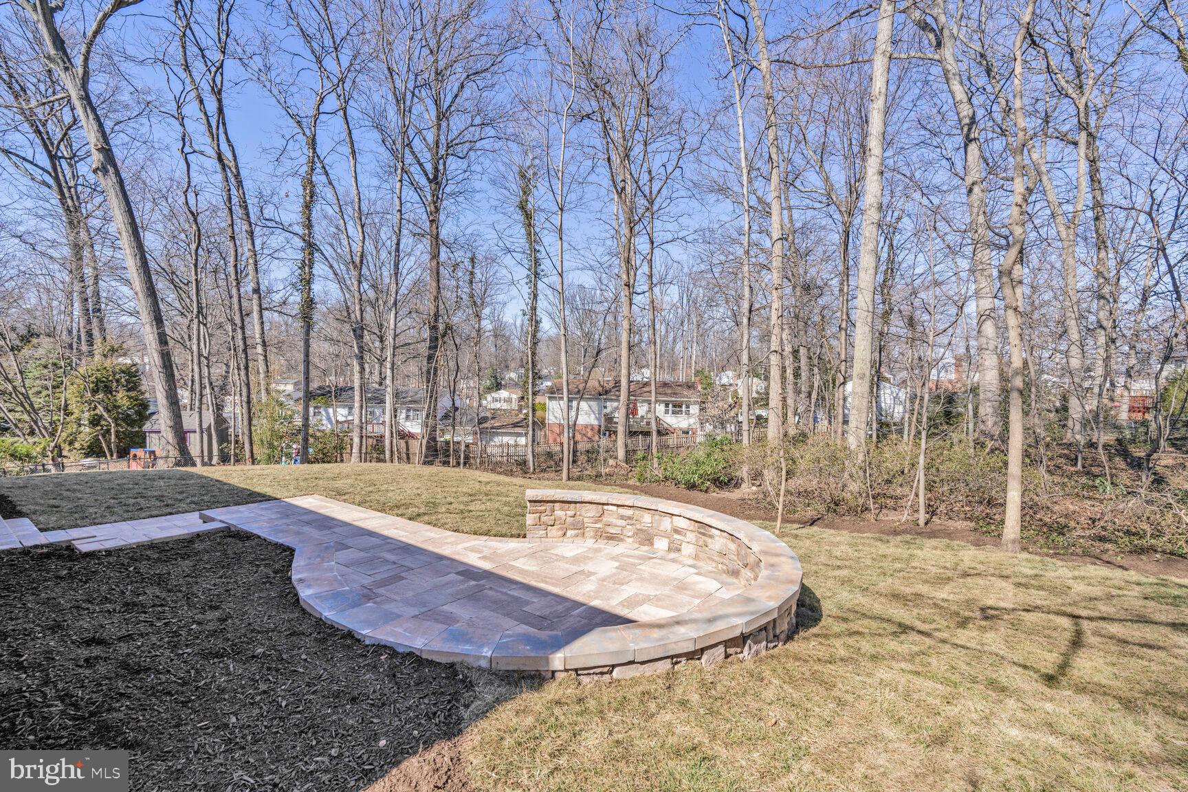 ROLLING VALLEY - Residential