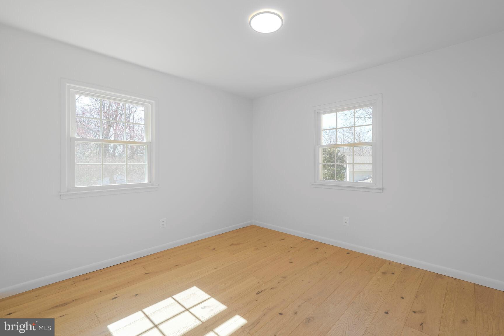 ROLLING VALLEY - Residential