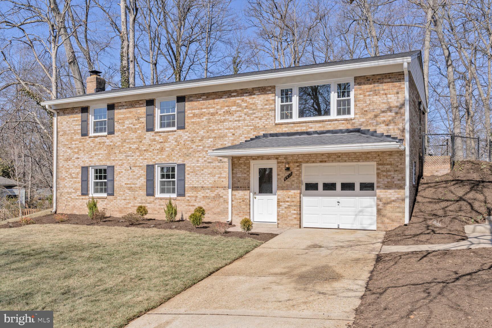 ROLLING VALLEY - Residential