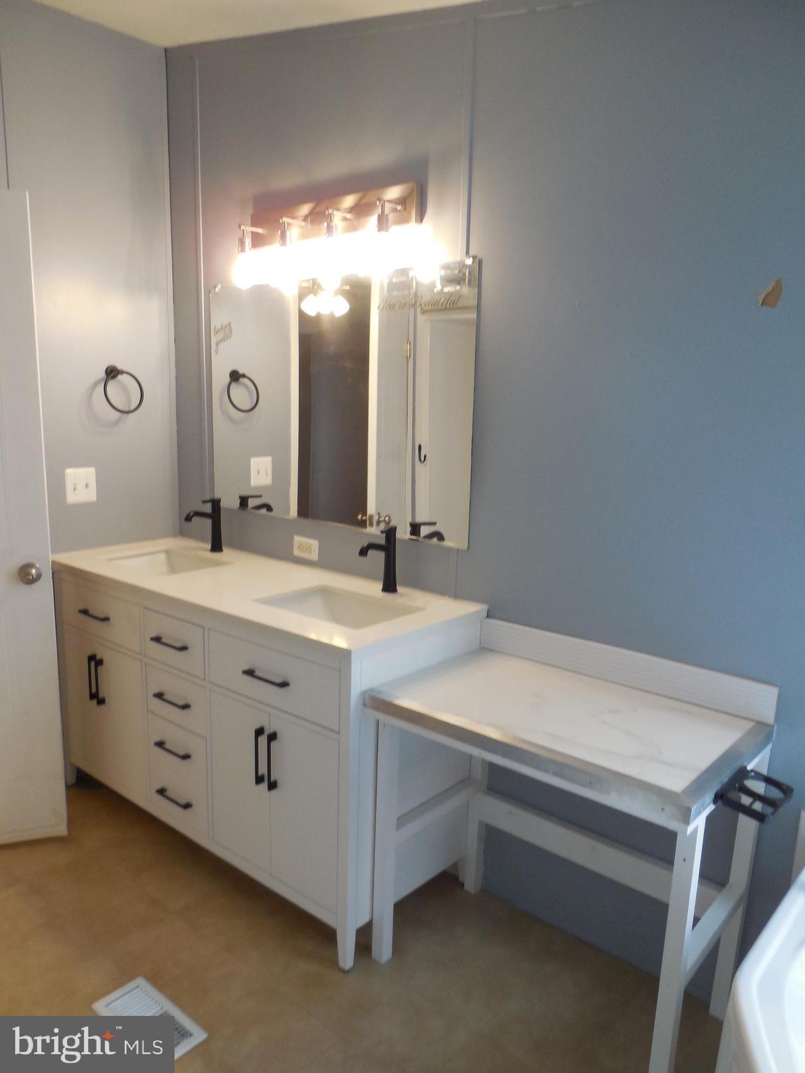 DARLINGTON MOBILE ESTATES - Residential